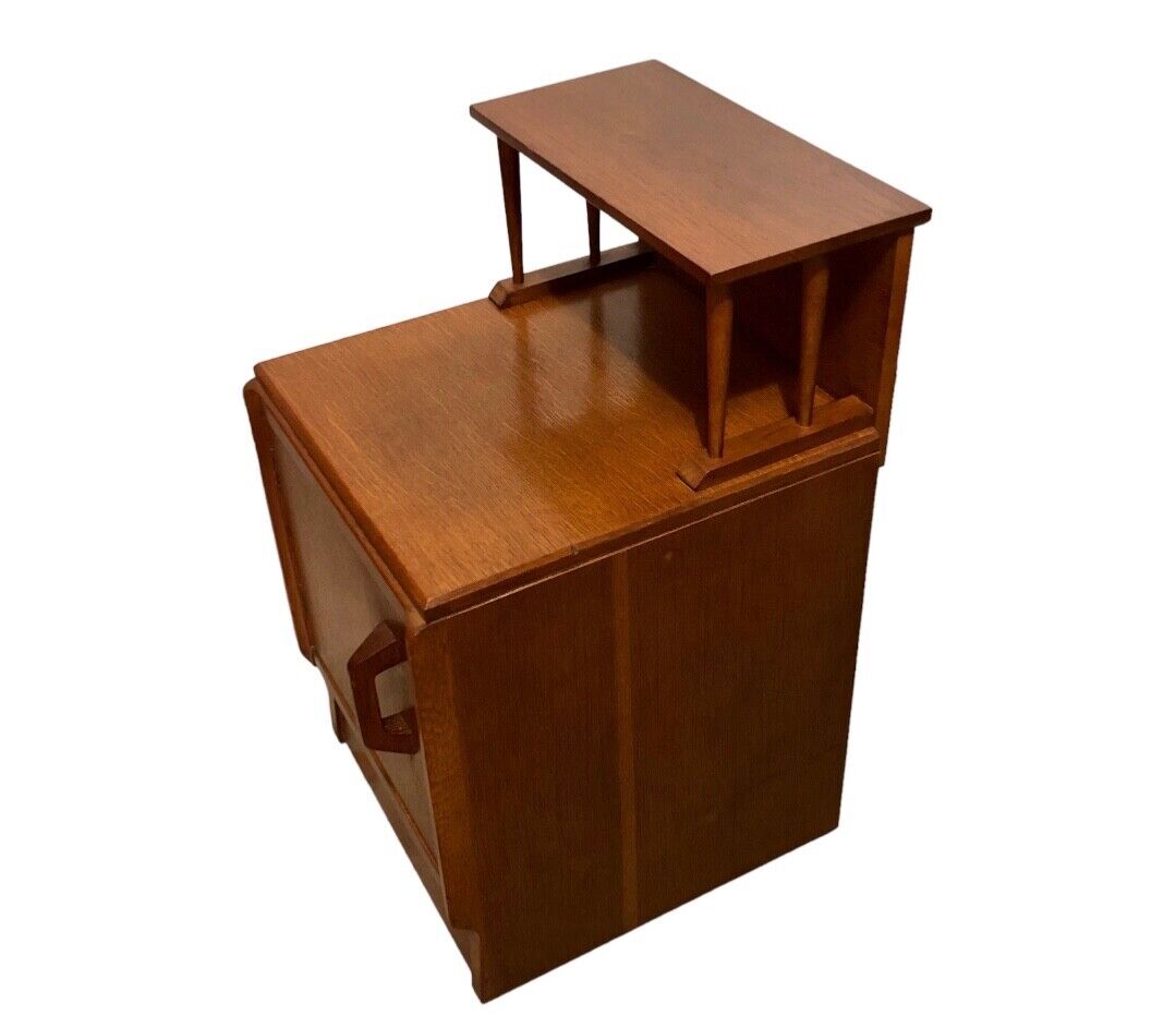 000806....Two Retro G Plan Oak Bedside Cabinets / Bedside Tables ( sold )