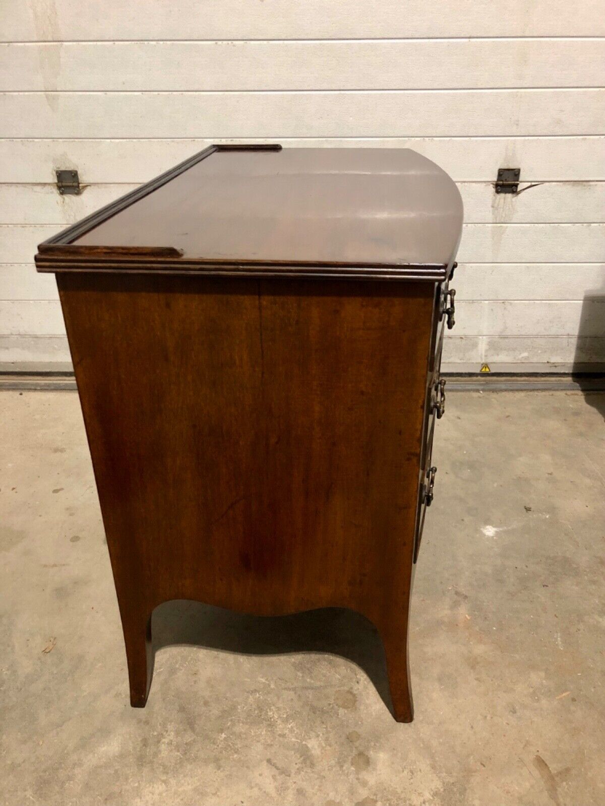 000798....Handsome Vintage Mahogany Dressing Table ( sold )