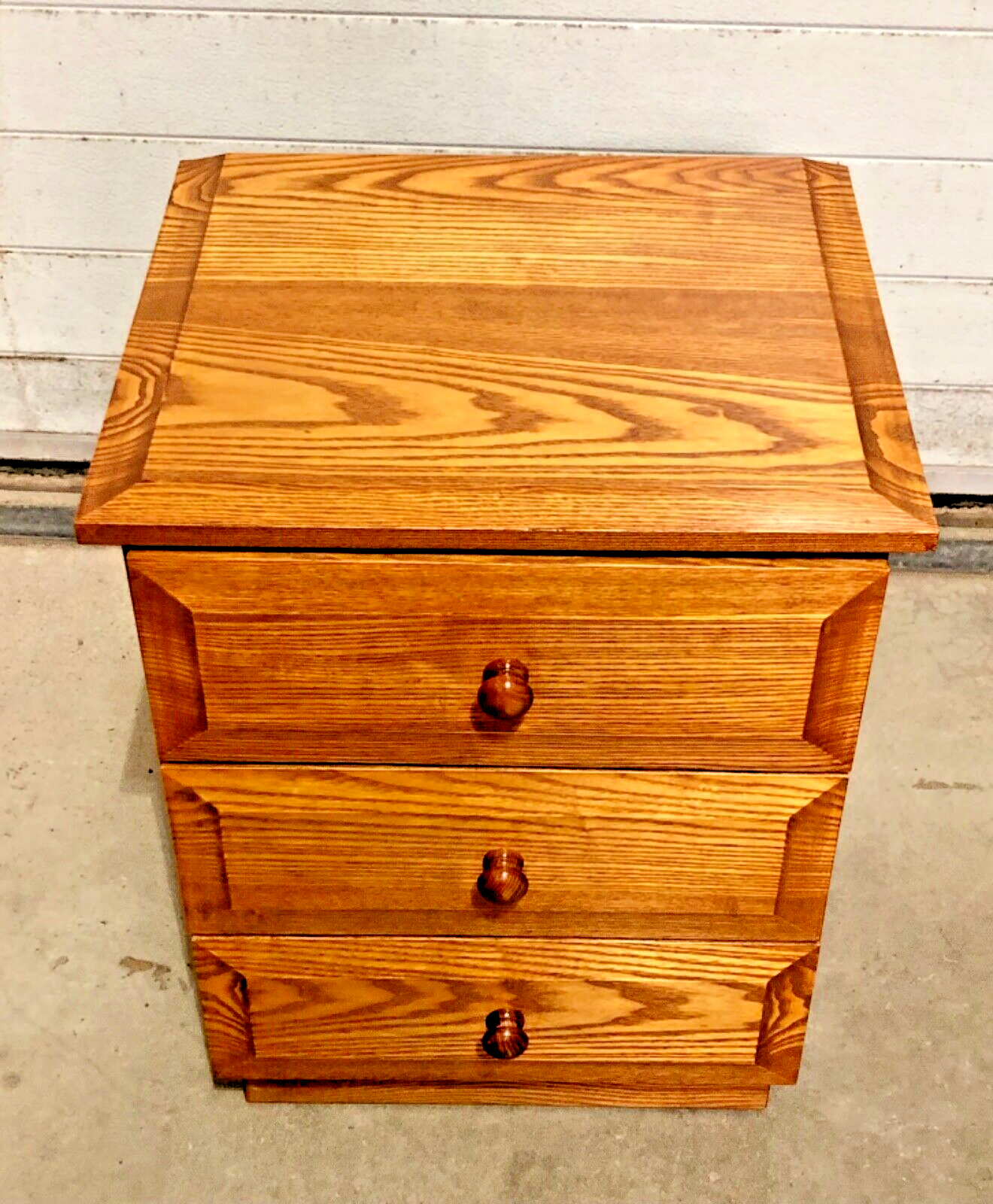 000827....Handsome Pair Of Solid Ash Bedside Chests / Vintage Ash Lamp Tables ( sold )
