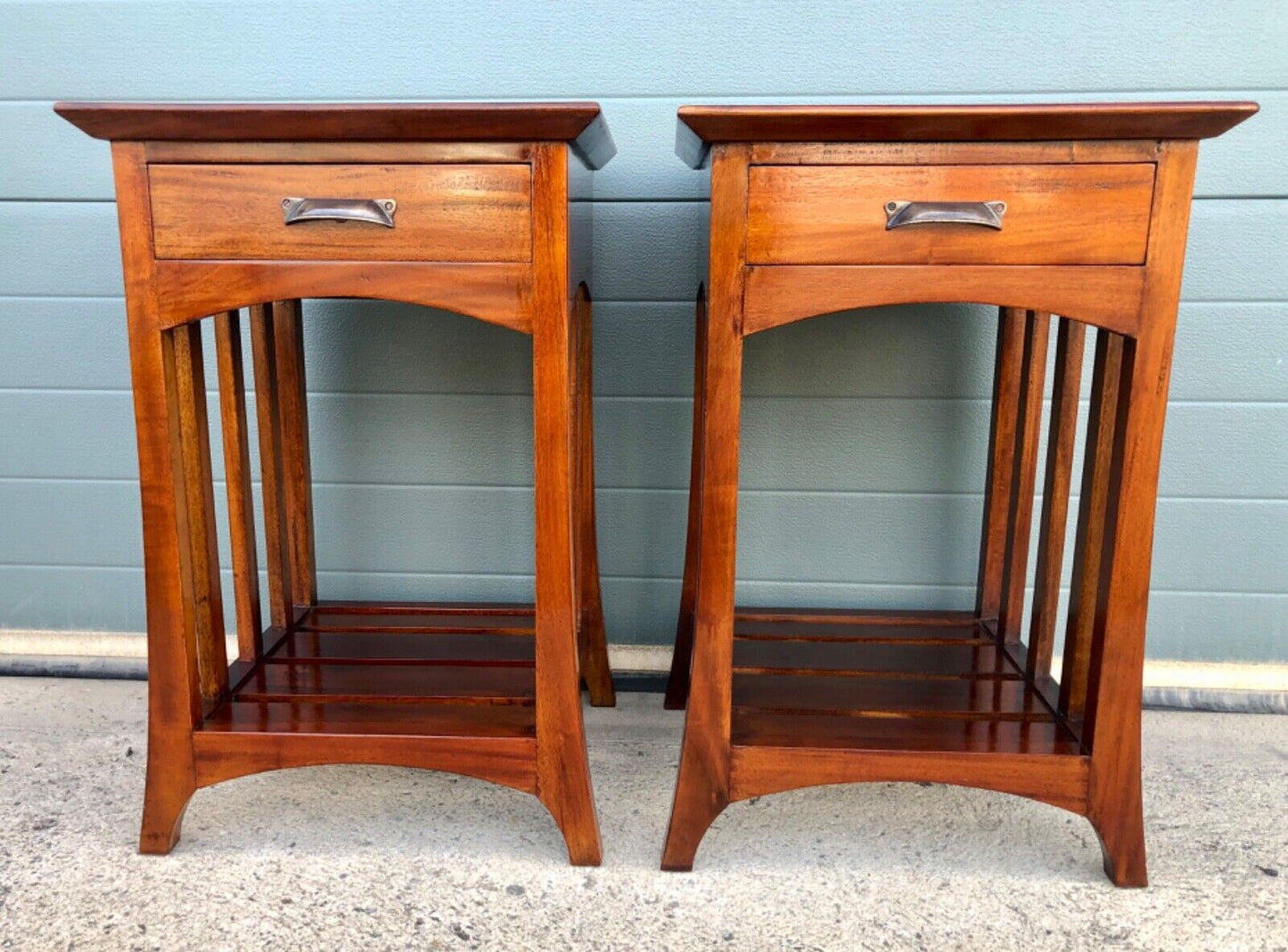 000802....Handsome Pair Of Vintage Mahogany Bedside Tables / Lamp Tables ( sold )