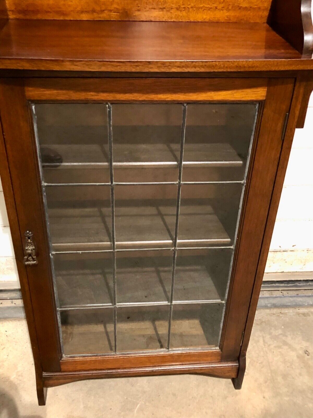 000778....Handsome Vintage Arts And Crafts Mahogany Bookcase / Display Cabinet