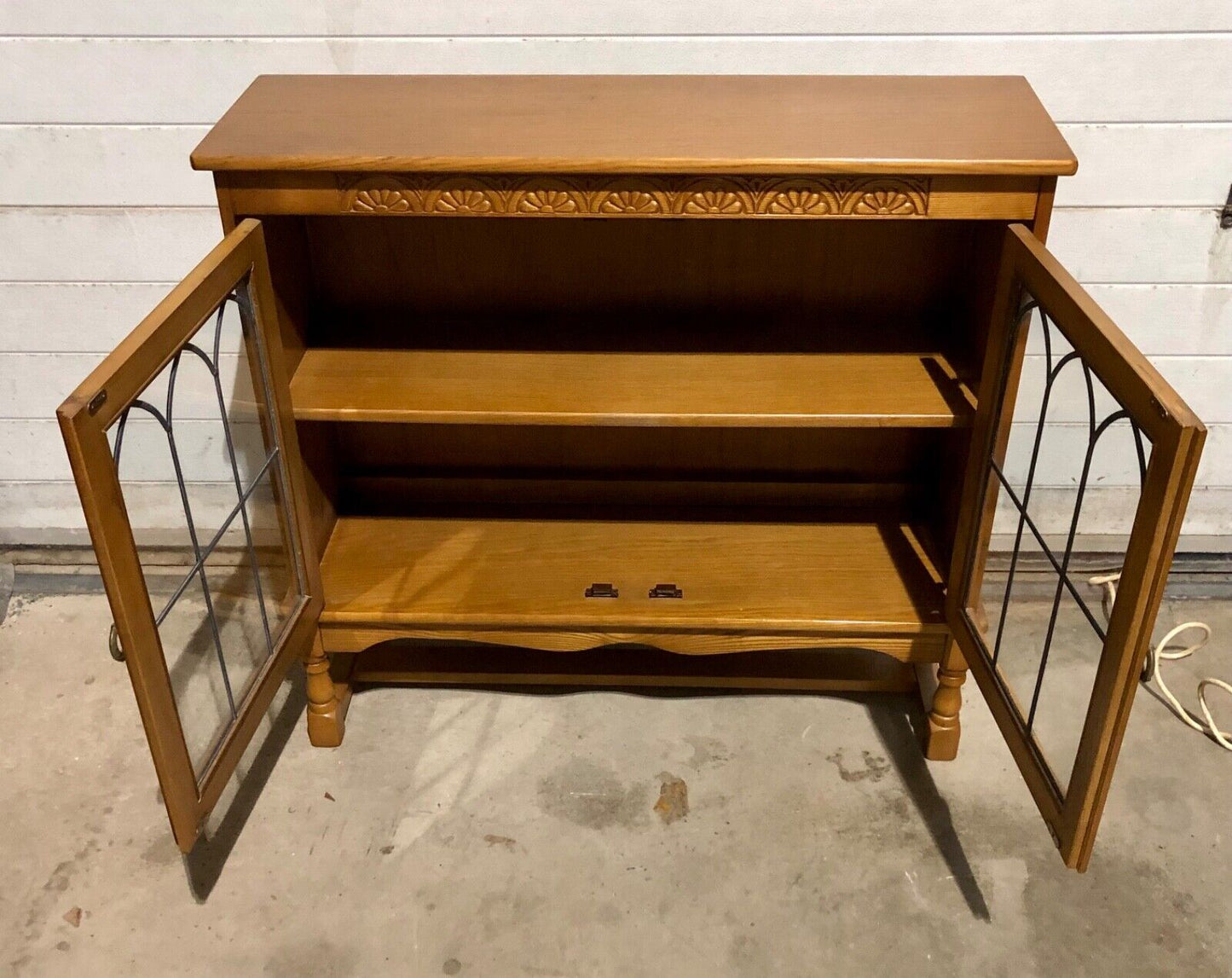000779....Handsome Vintage Oak Bookcase / Display Cabinet ( sold )