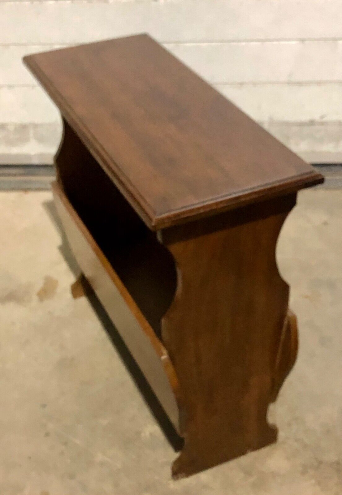 000746....Handsome Vintage Walnut Arts And Crafts Style Occasional Table