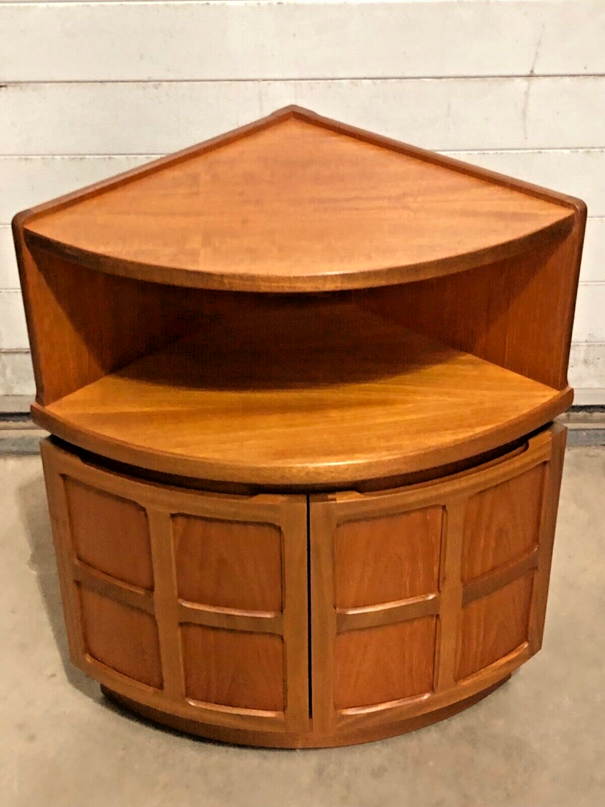 000849....Handsome Pair Of Retro Nathan Corner Cupboards / Teak Cupboards ( sold )