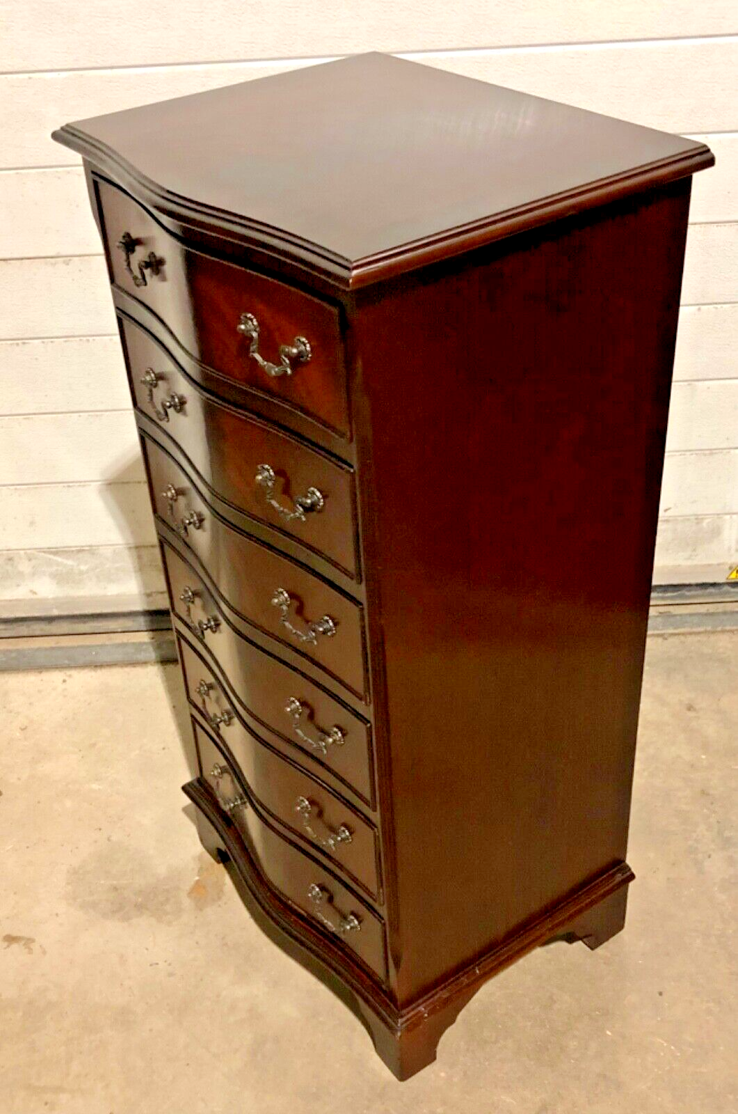 000764....Handsome Vintage Tallboy Chest / Chest Of Six Drawers