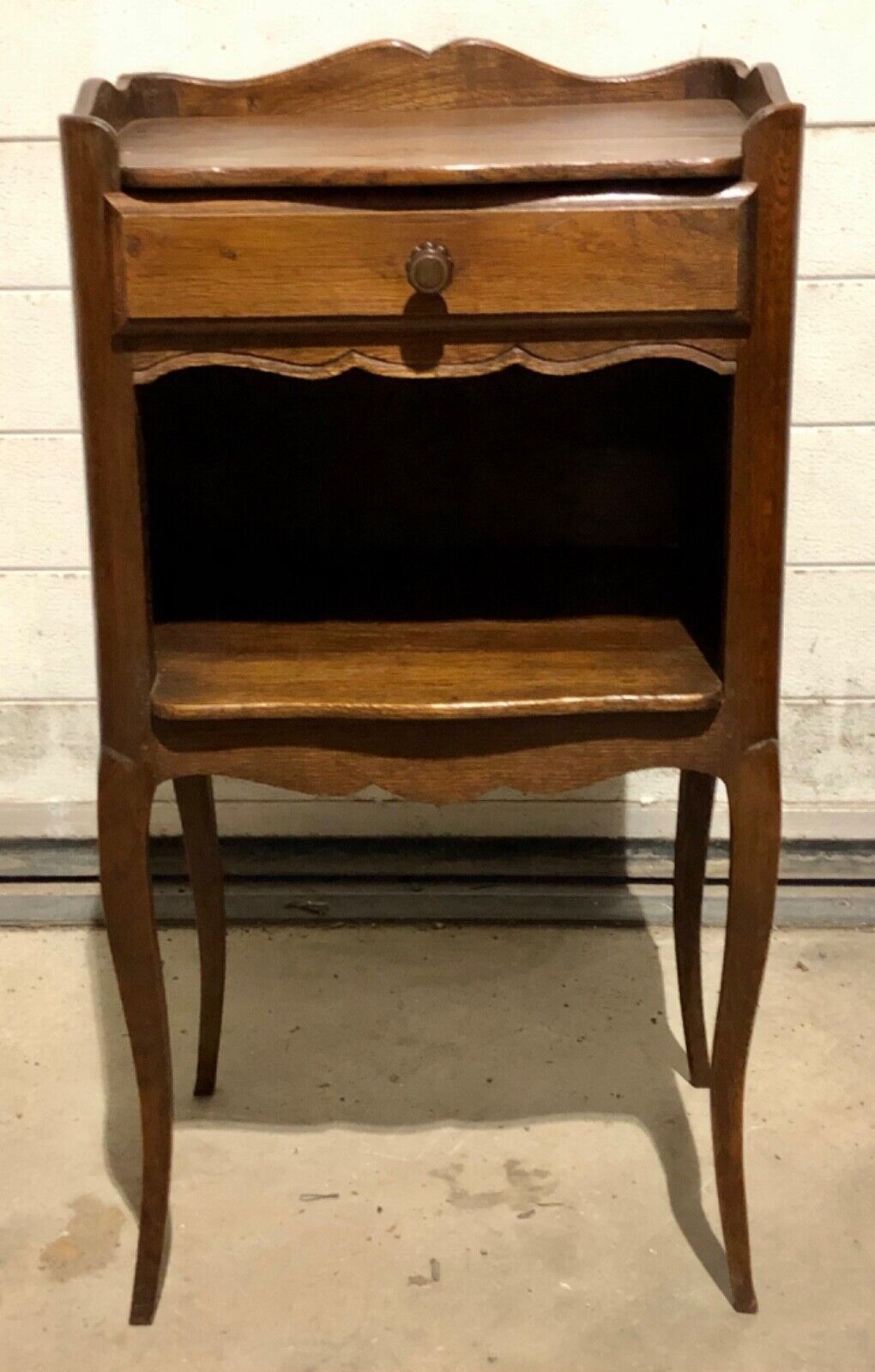 000766....Handsome Pair Of Antique French Oak Bedside Tables / Nightstands( sold )