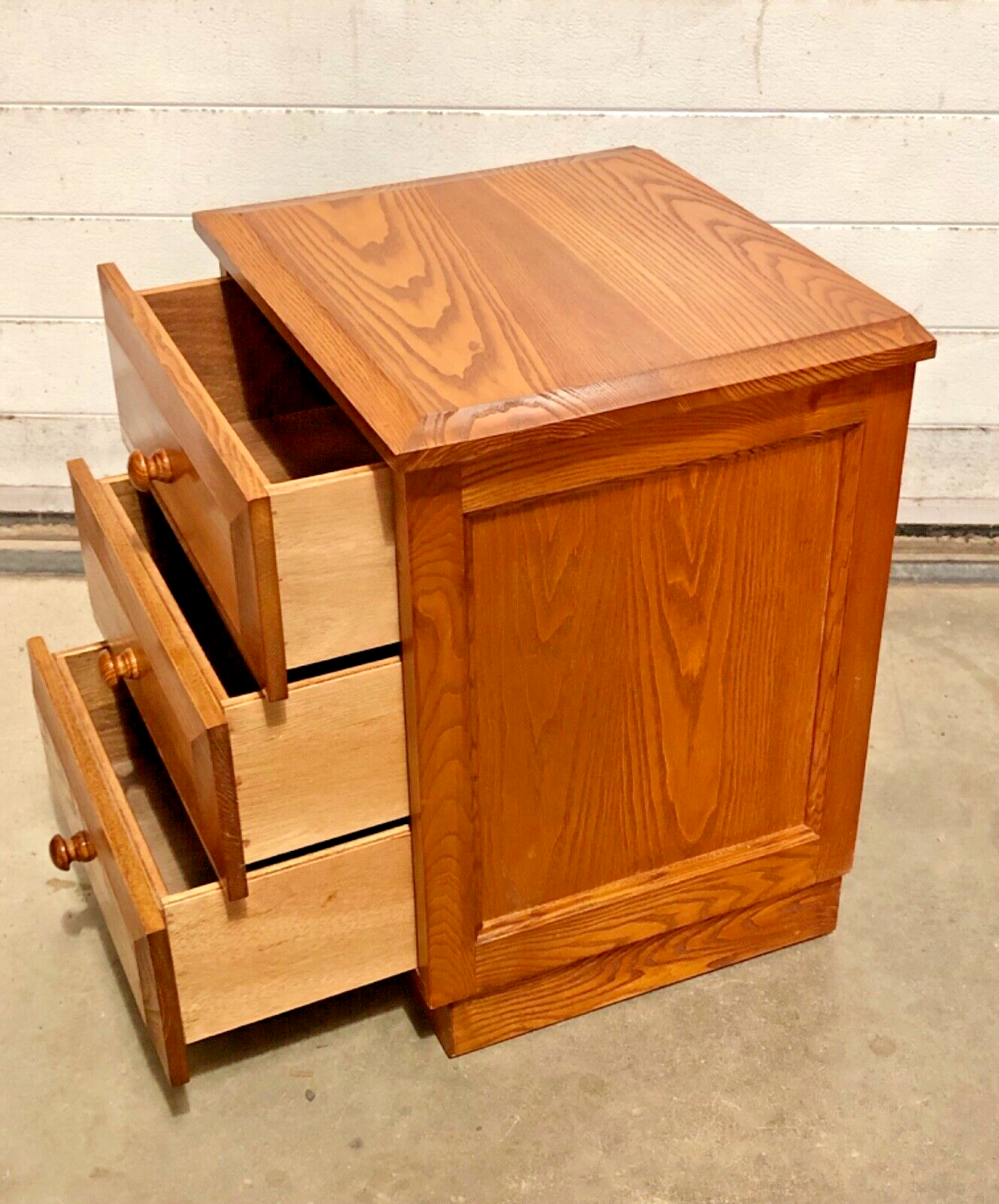 000827....Handsome Pair Of Solid Ash Bedside Chests / Vintage Ash Lamp Tables ( sold )