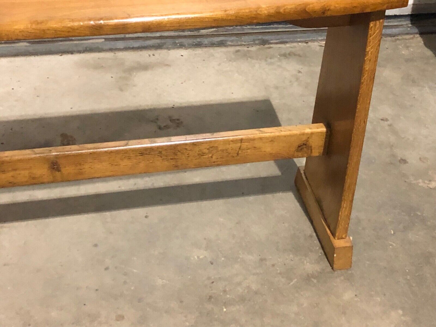 000749....Handsome Vintage Arts And Crafts Style Bench
