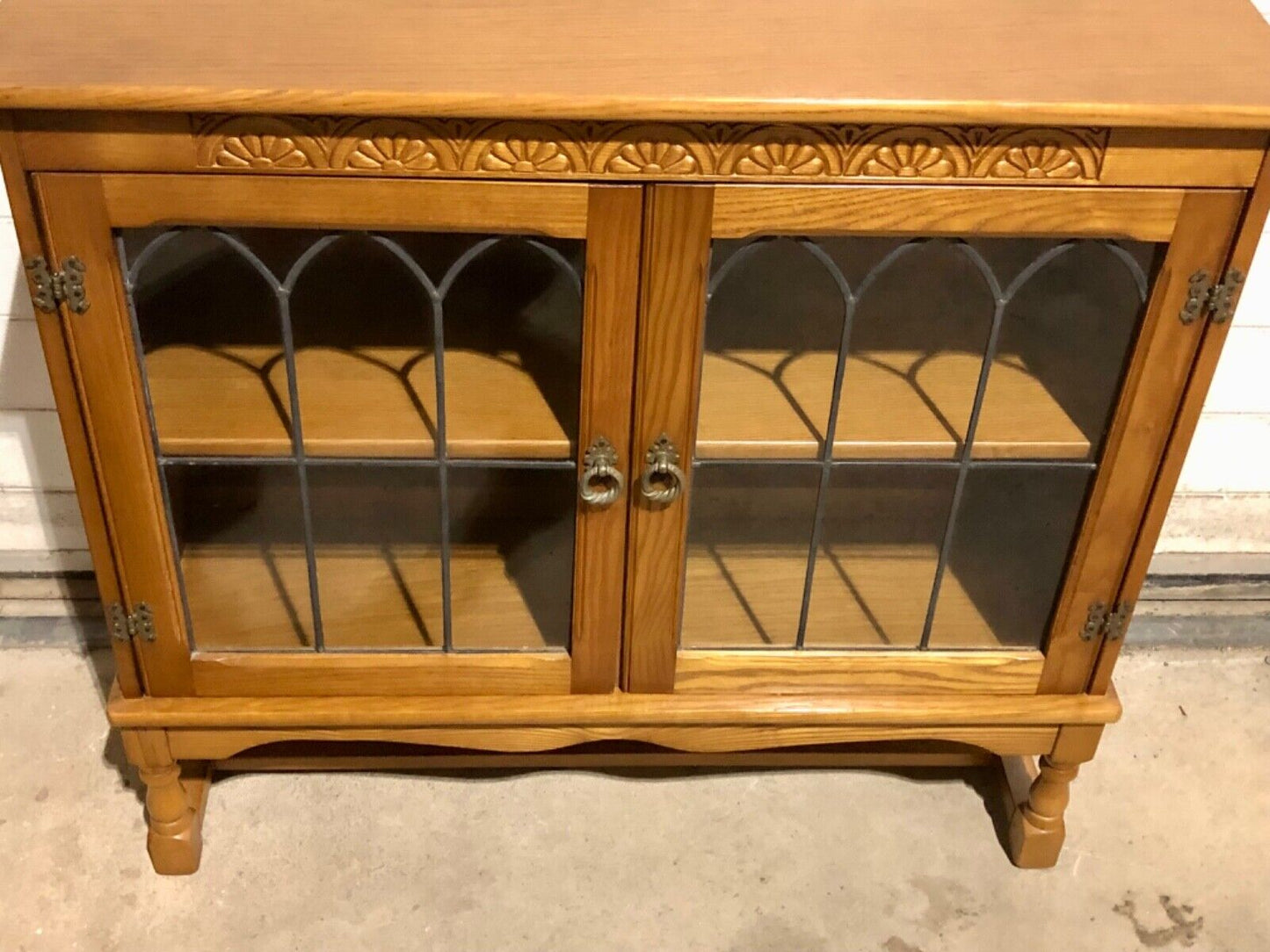 000779....Handsome Vintage Oak Bookcase / Display Cabinet ( sold )