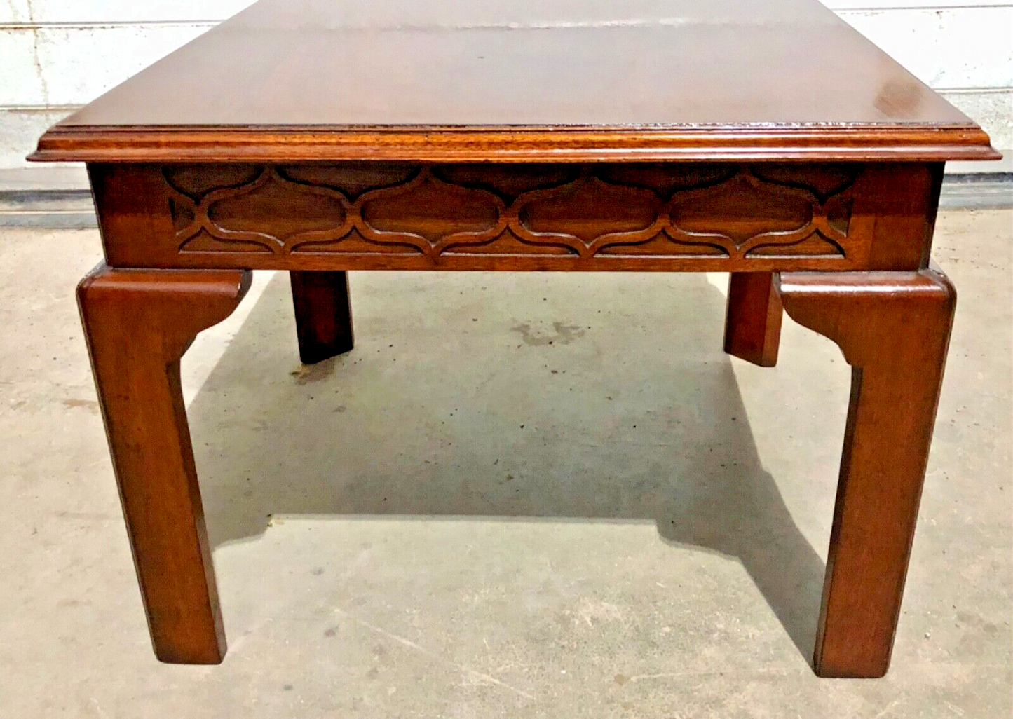 000787....Pair Of Vintage Mahogany End Tables / Lamp Tables