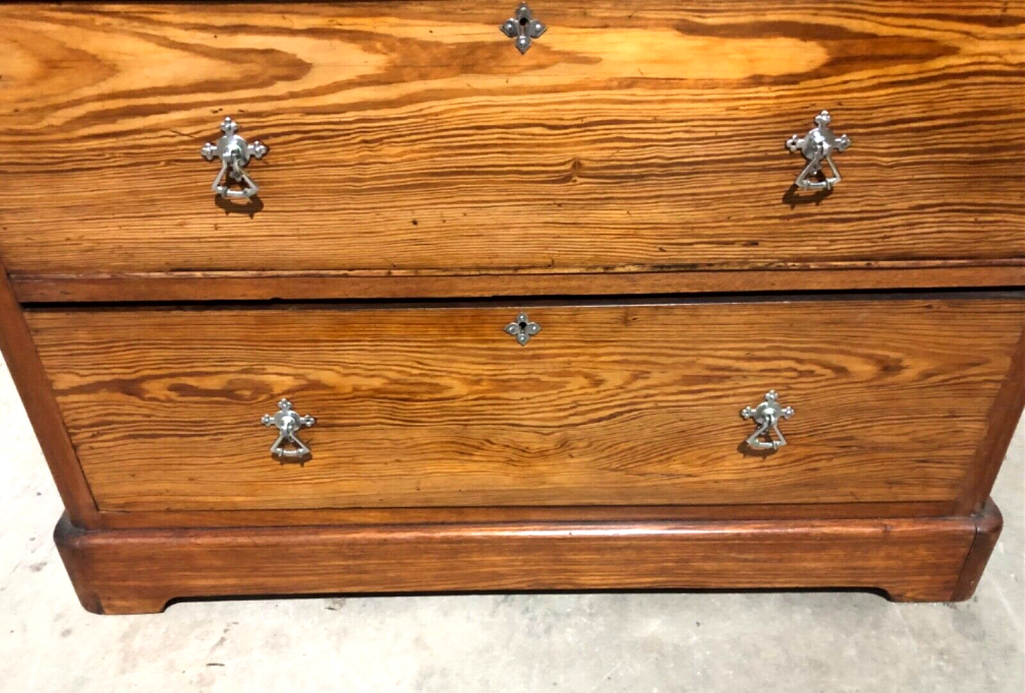 000772....Handsome Antique Pine Chest Of Drawers ( sold )