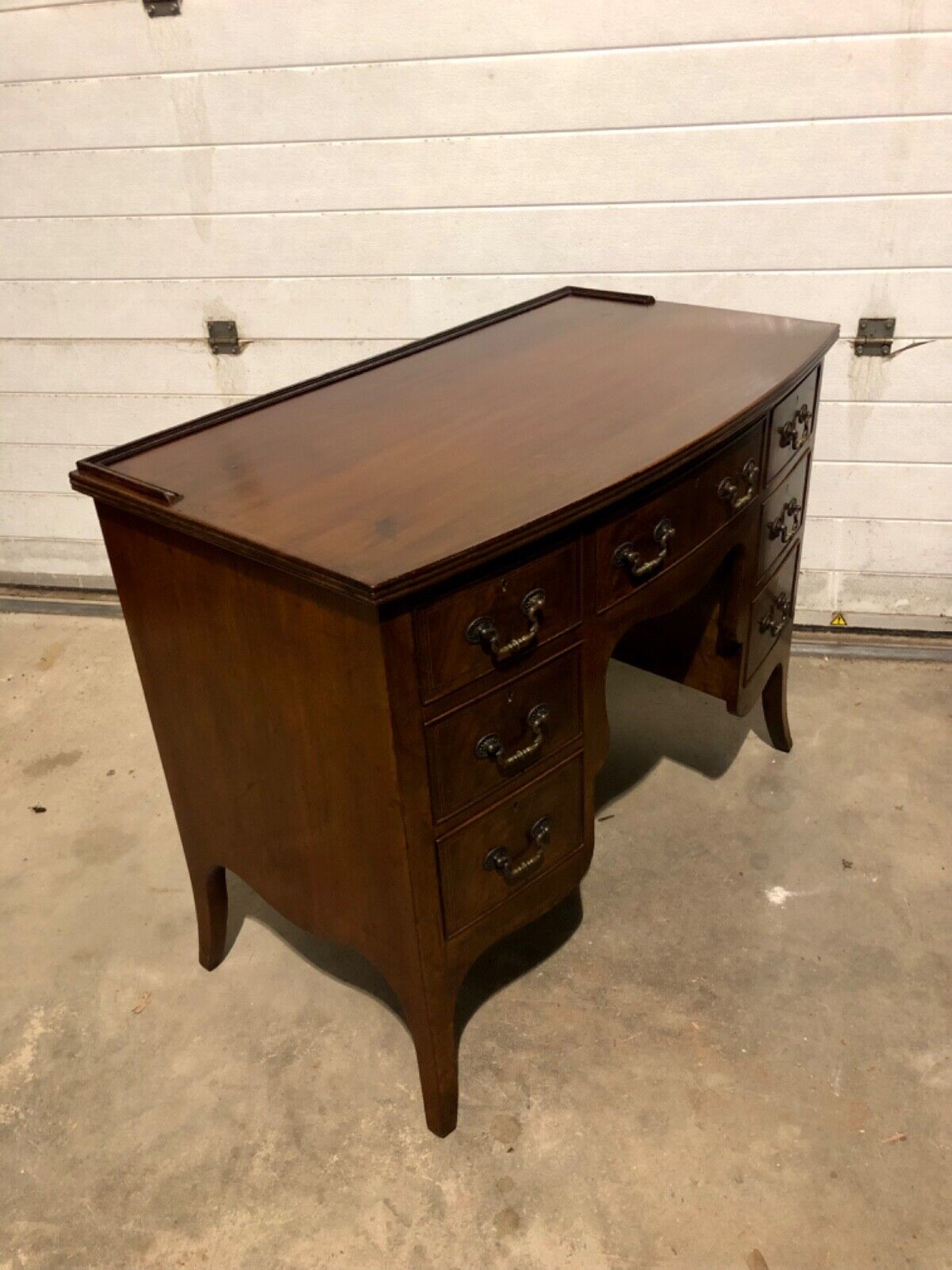 000798....Handsome Vintage Mahogany Dressing Table ( sold )