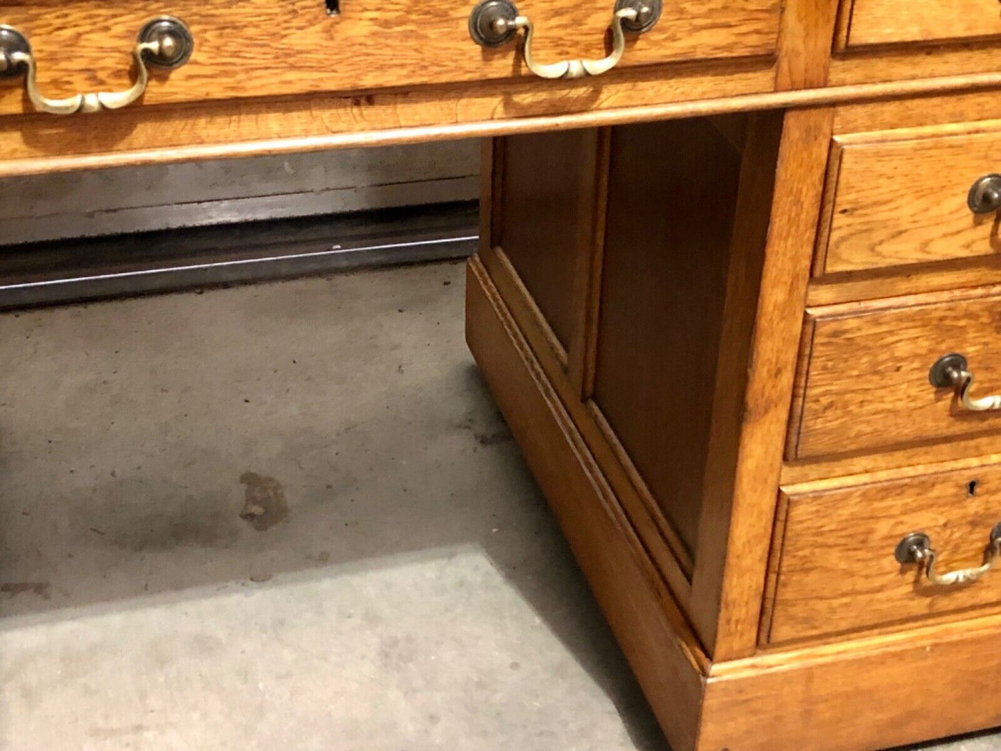 000752....Handsome Vintage Large Oak Pedestal Desk ( sold )