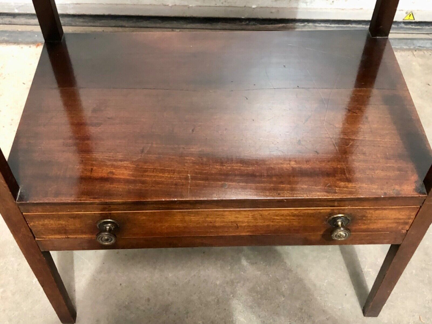 000750....Handsome Georgian Mahogany Washstand With Drawer
