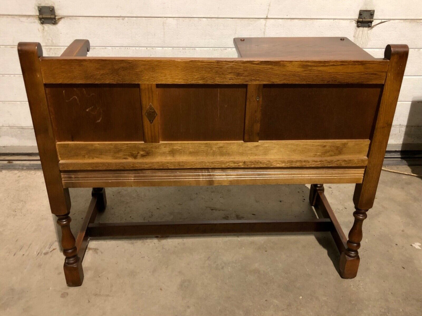 000788....Handsome Carved Oak Hall Seat / Old Charm Telephone Table ( sold )