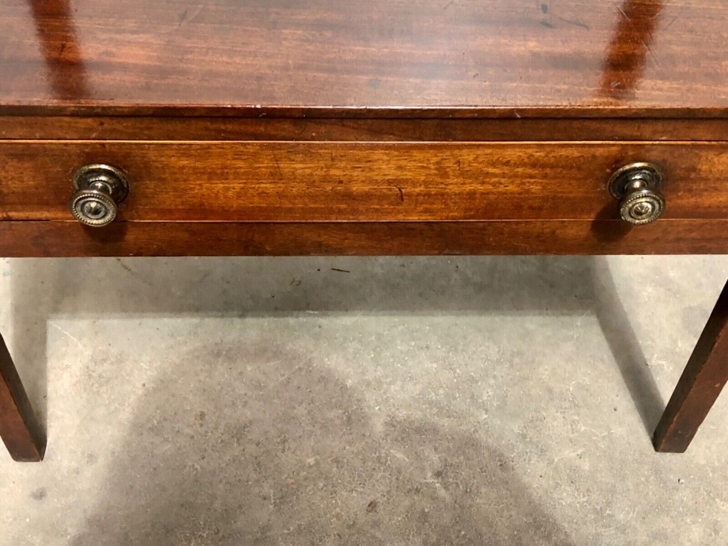 000750....Handsome Georgian Mahogany Washstand With Drawer