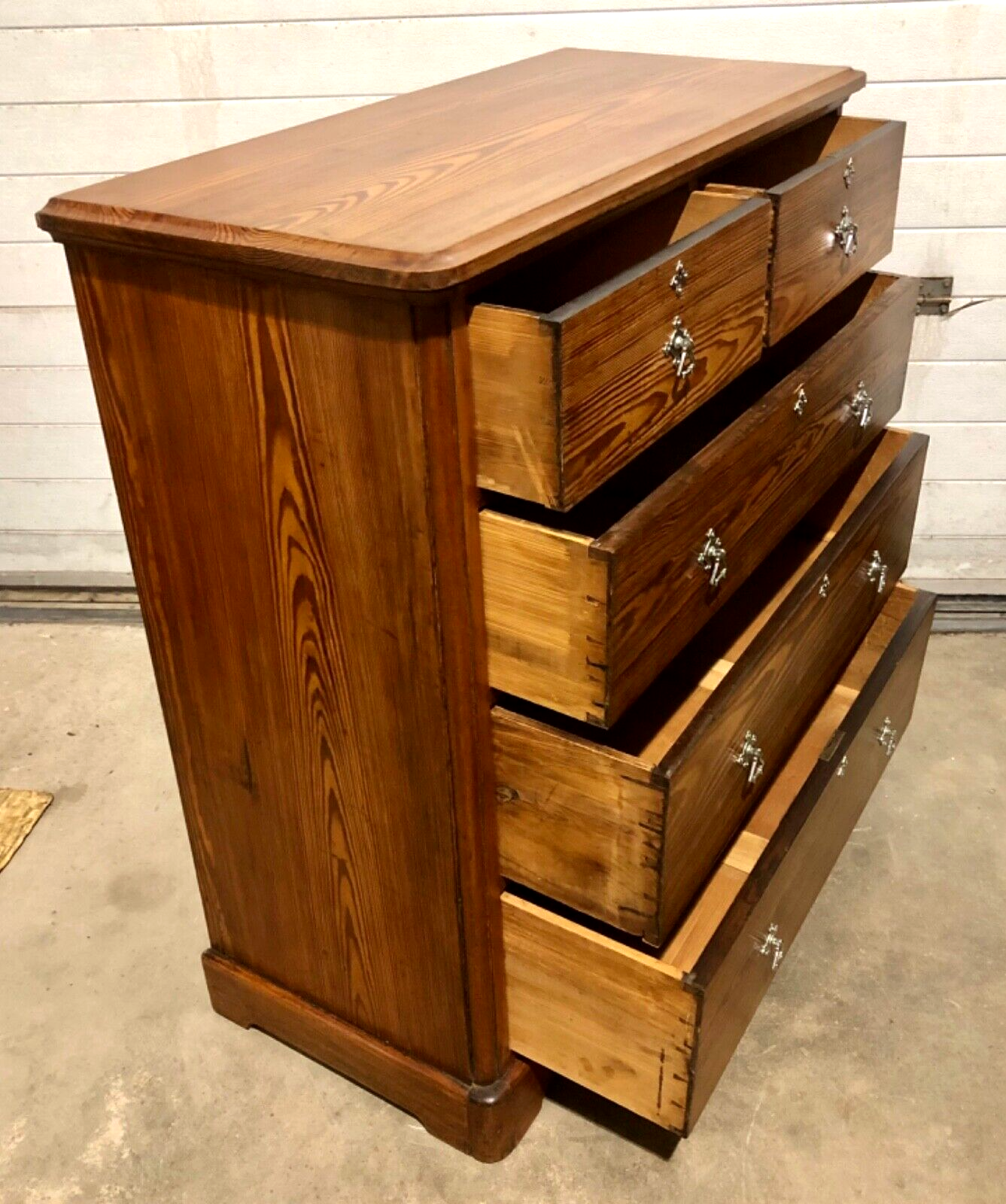 000772....Handsome Antique Pine Chest Of Drawers ( sold )