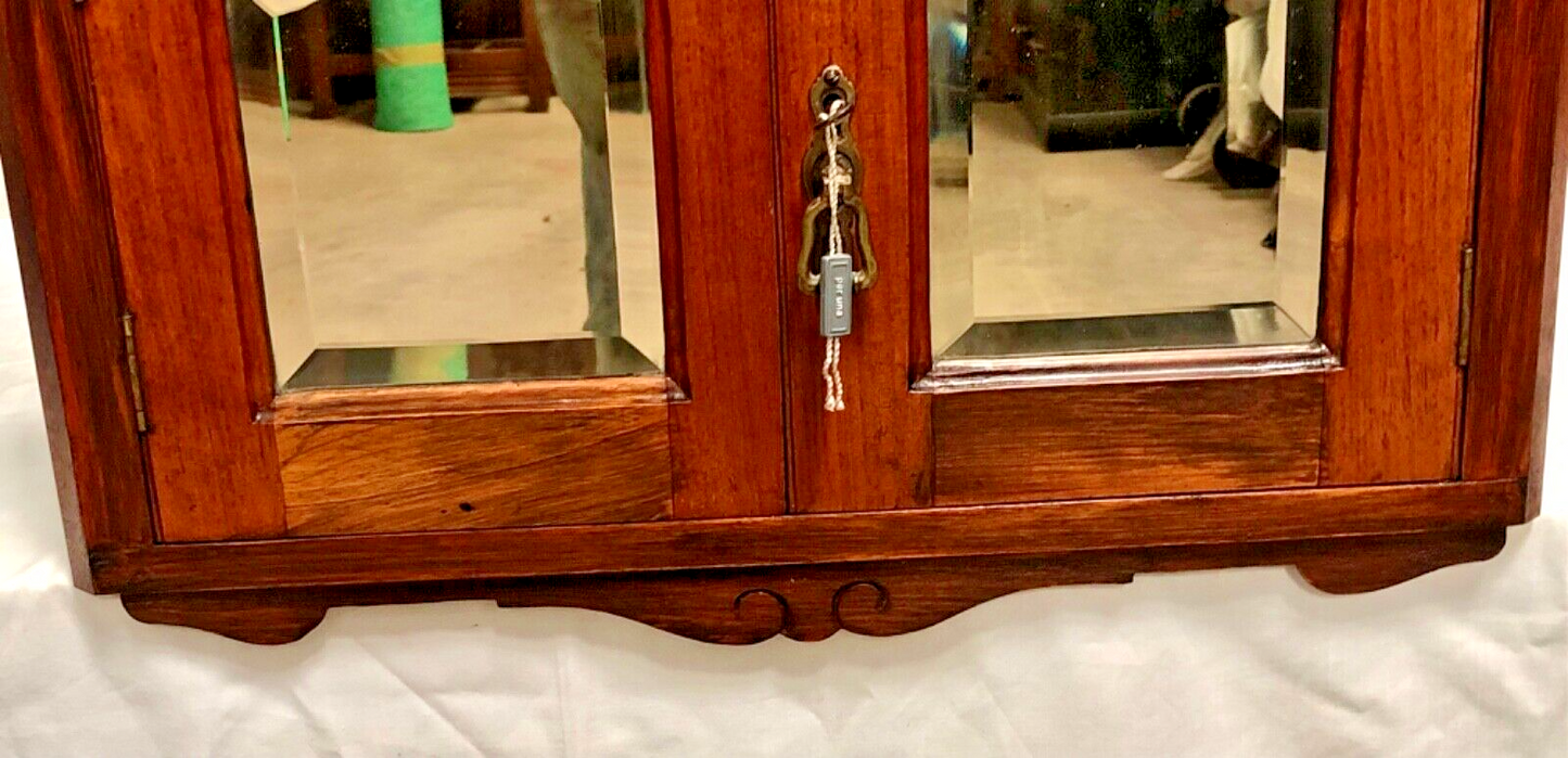 000839....Handsome Pair Of Walnut Wall Cabinets / Antique Corner Cabinets