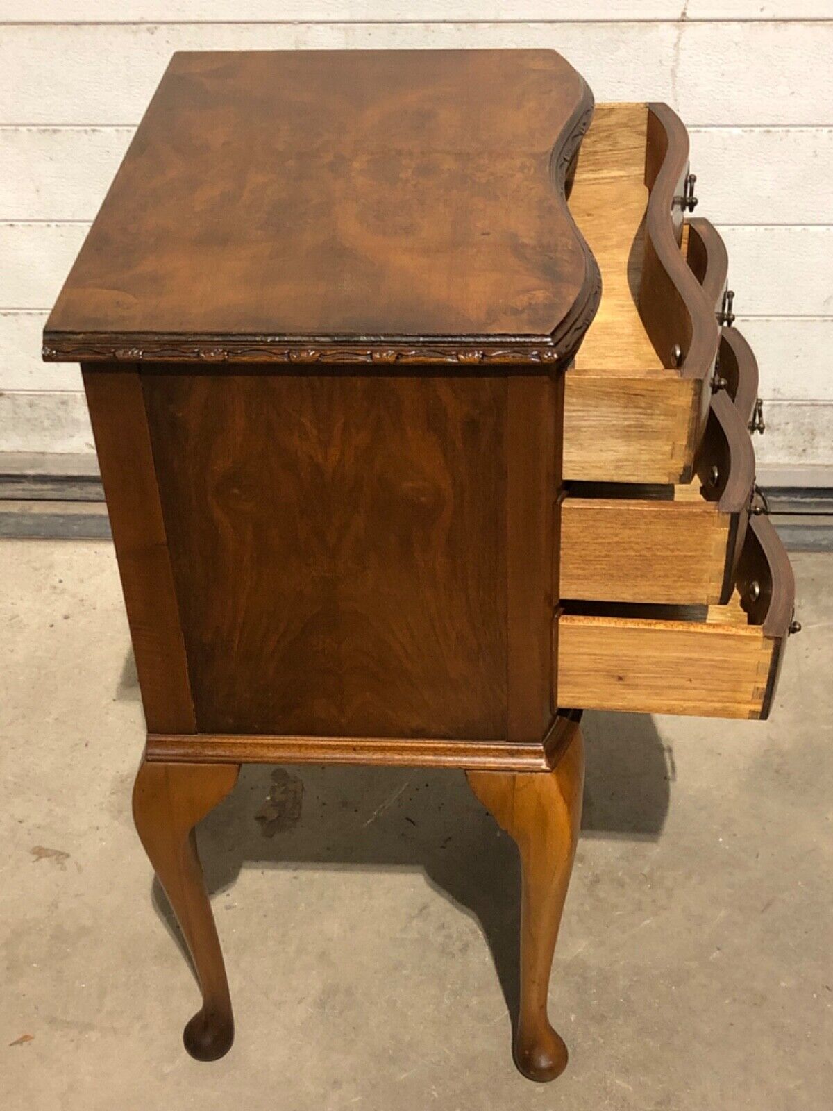 000768....Handsome Vintage Figured Walnut Bedside Chest / Lamp Table(sold )