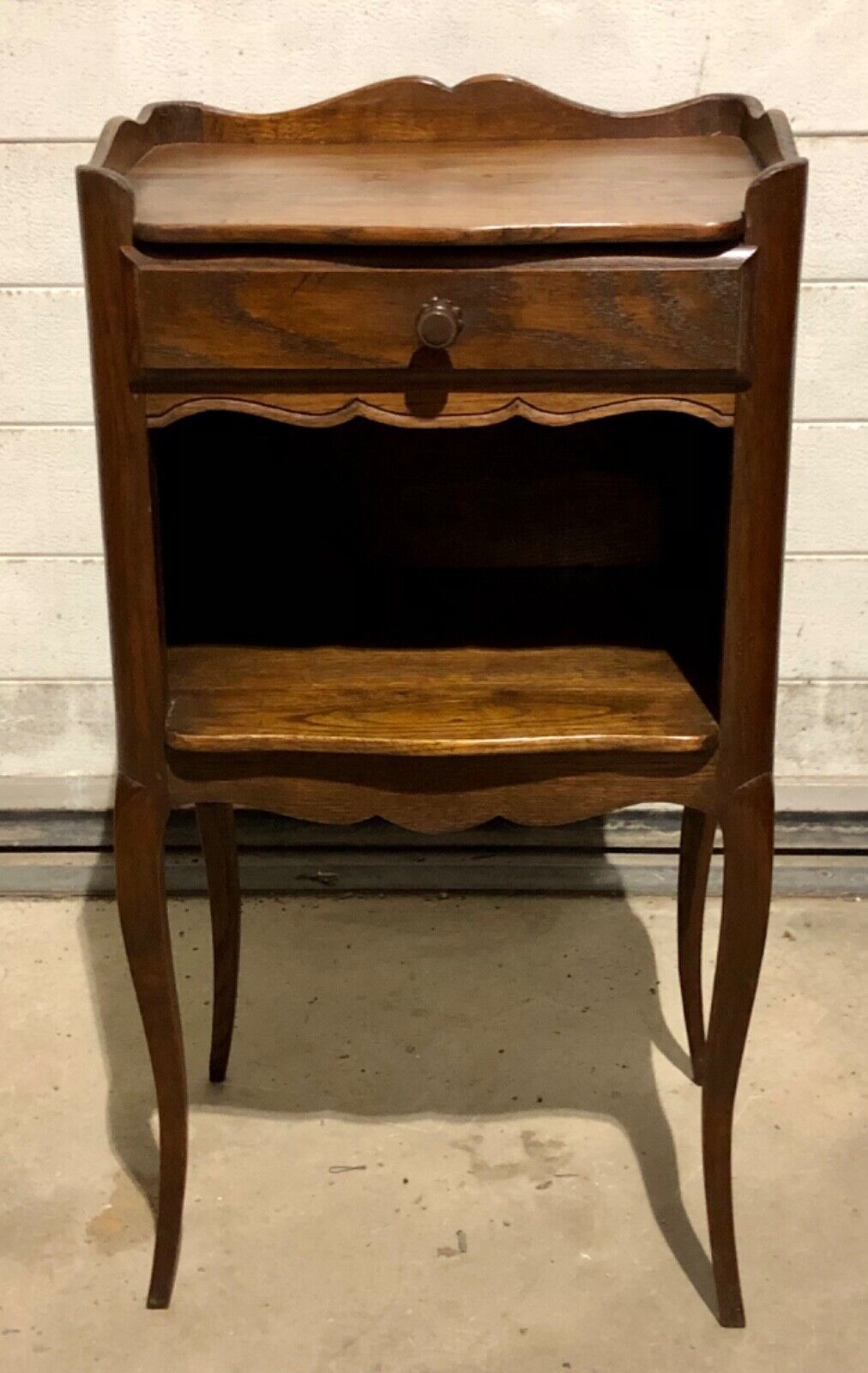 000766....Handsome Pair Of Antique French Oak Bedside Tables / Nightstands( sold )