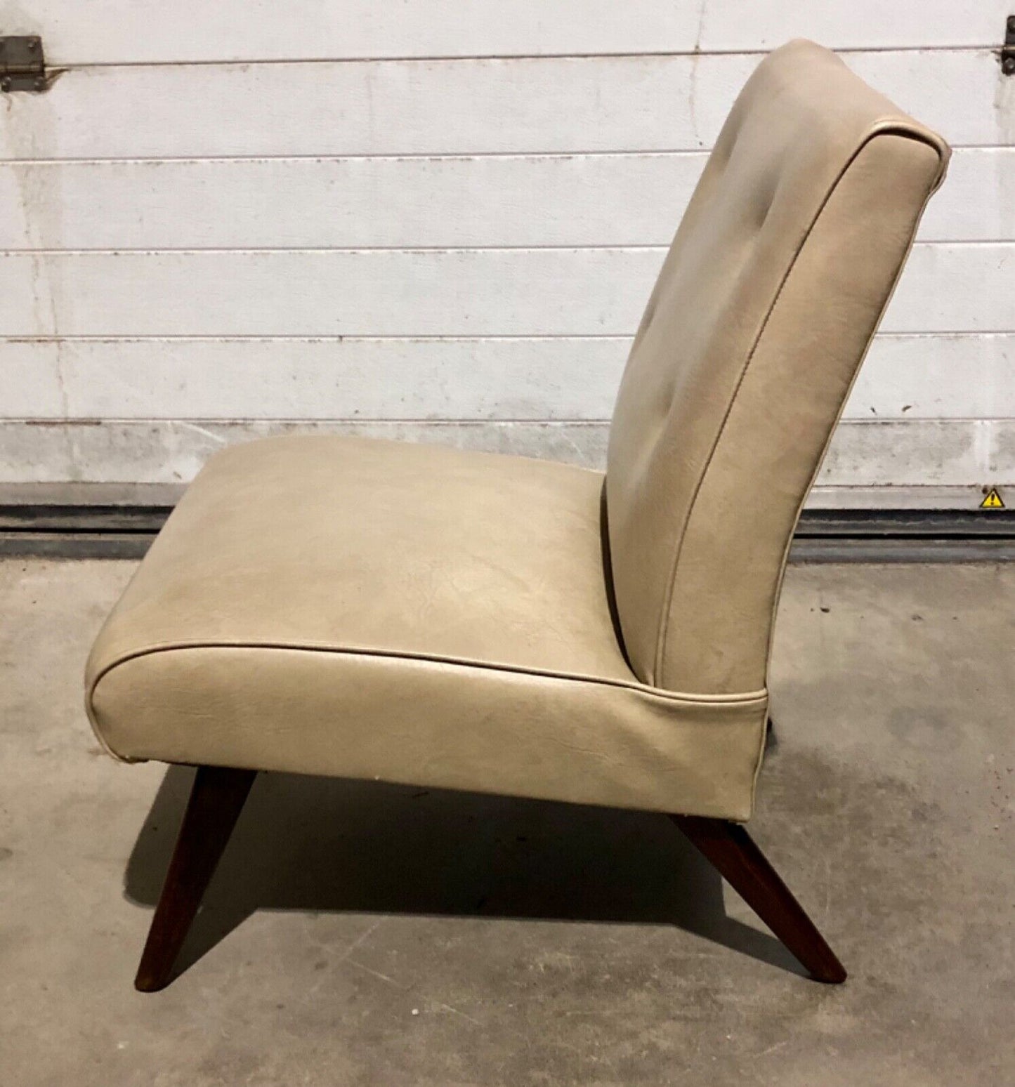 000780....Pair Of Retro Occasional Chairs / Accent Chairs