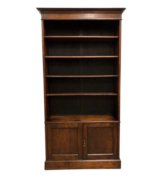 000755....Handsome Vintage Oak Bookcase / Bookshelves ( sold )