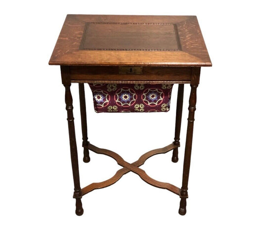 000739....Handsome Edwardian Oak Worktable / Sewing Table