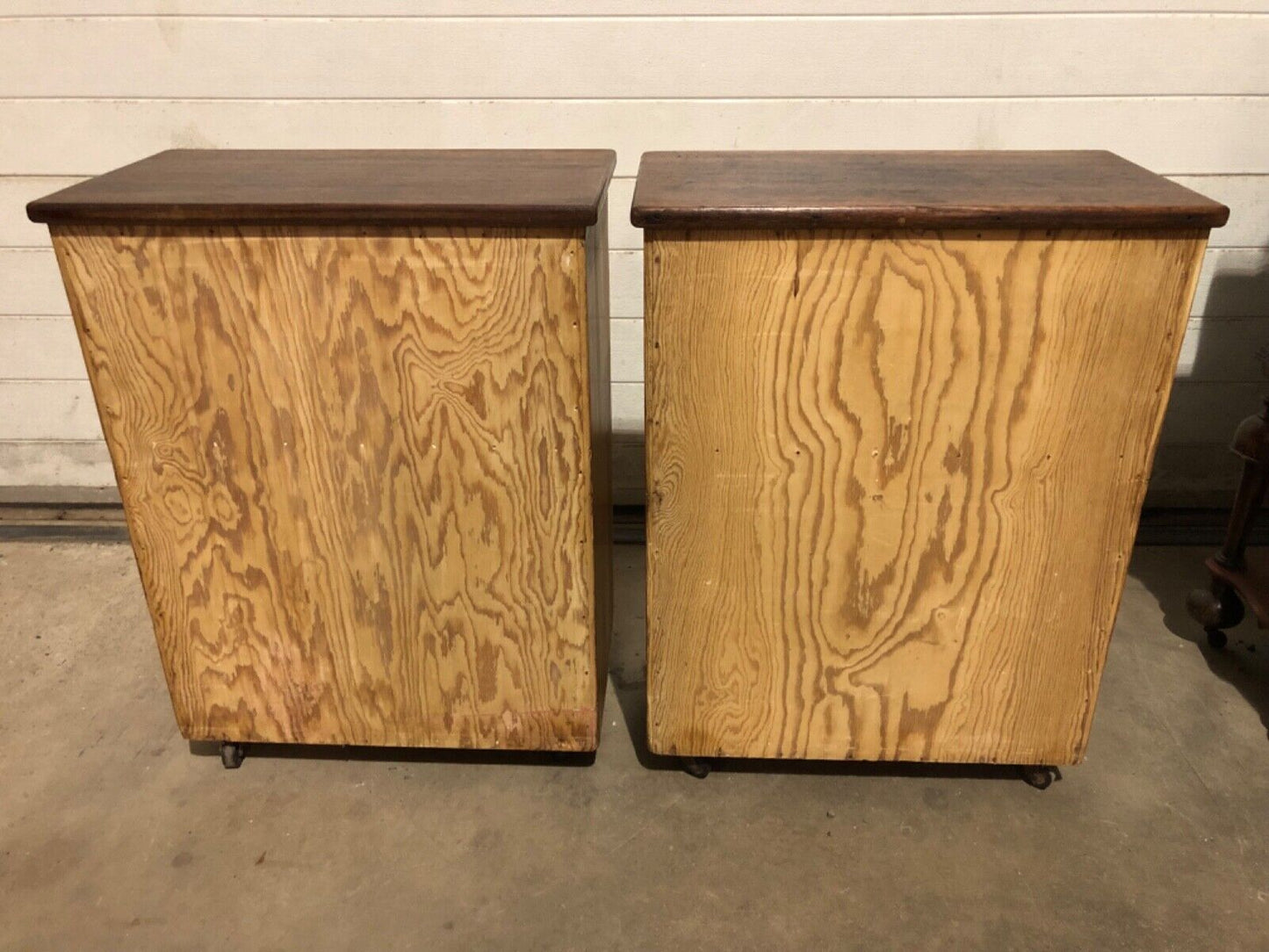 000774....Handsome Pair Of Vintage Cabinets / Bedside Cabinets