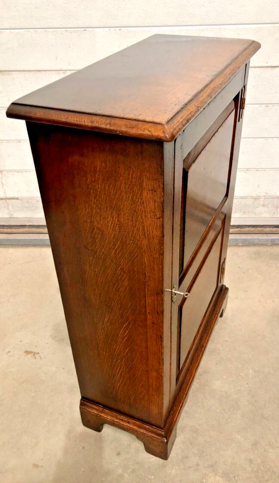 000825....A Handsome Pair Of Vintage Slim Solid Oak Side Cabinets