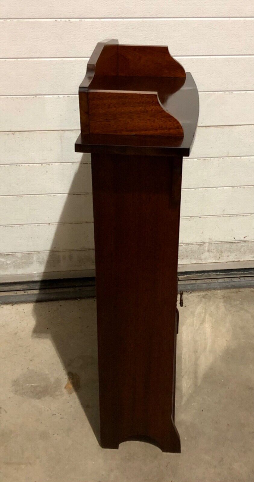 000778....Handsome Vintage Arts And Crafts Mahogany Bookcase / Display Cabinet ( sold )