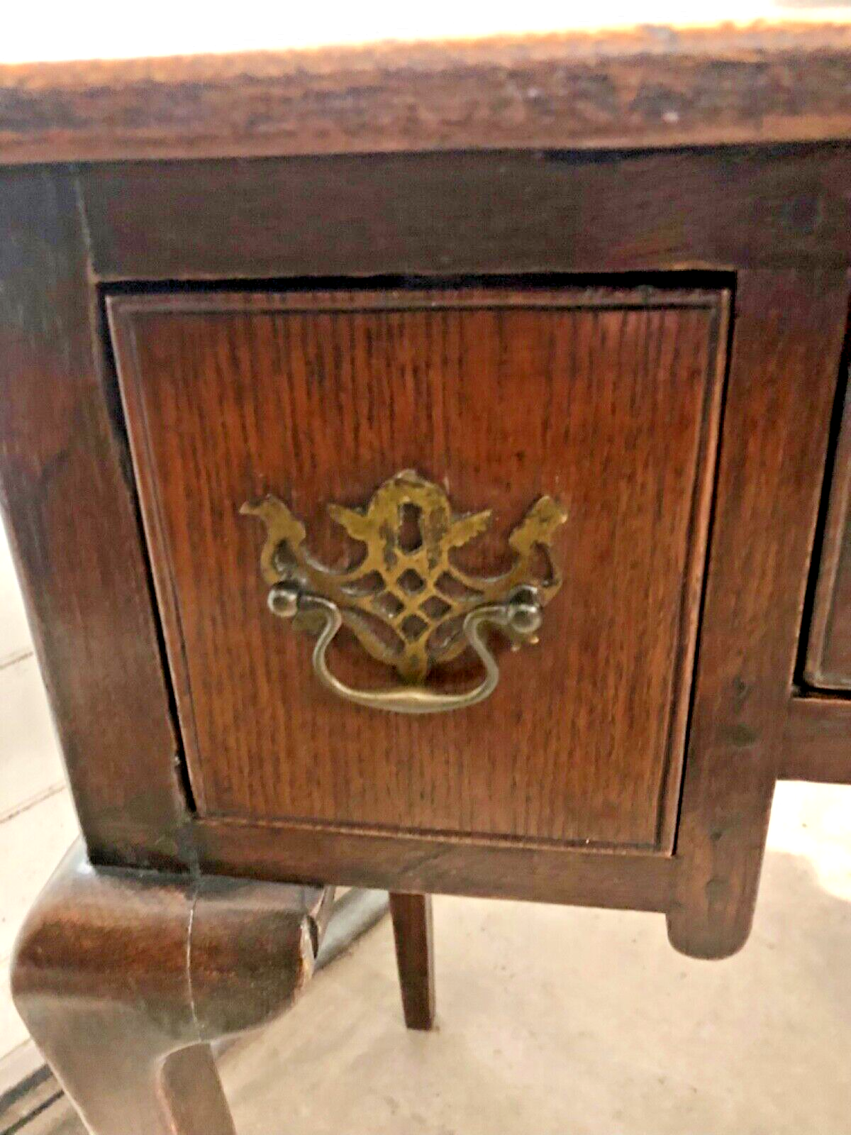 000801....Handsome Antique Oak Lowboy / Writing Table