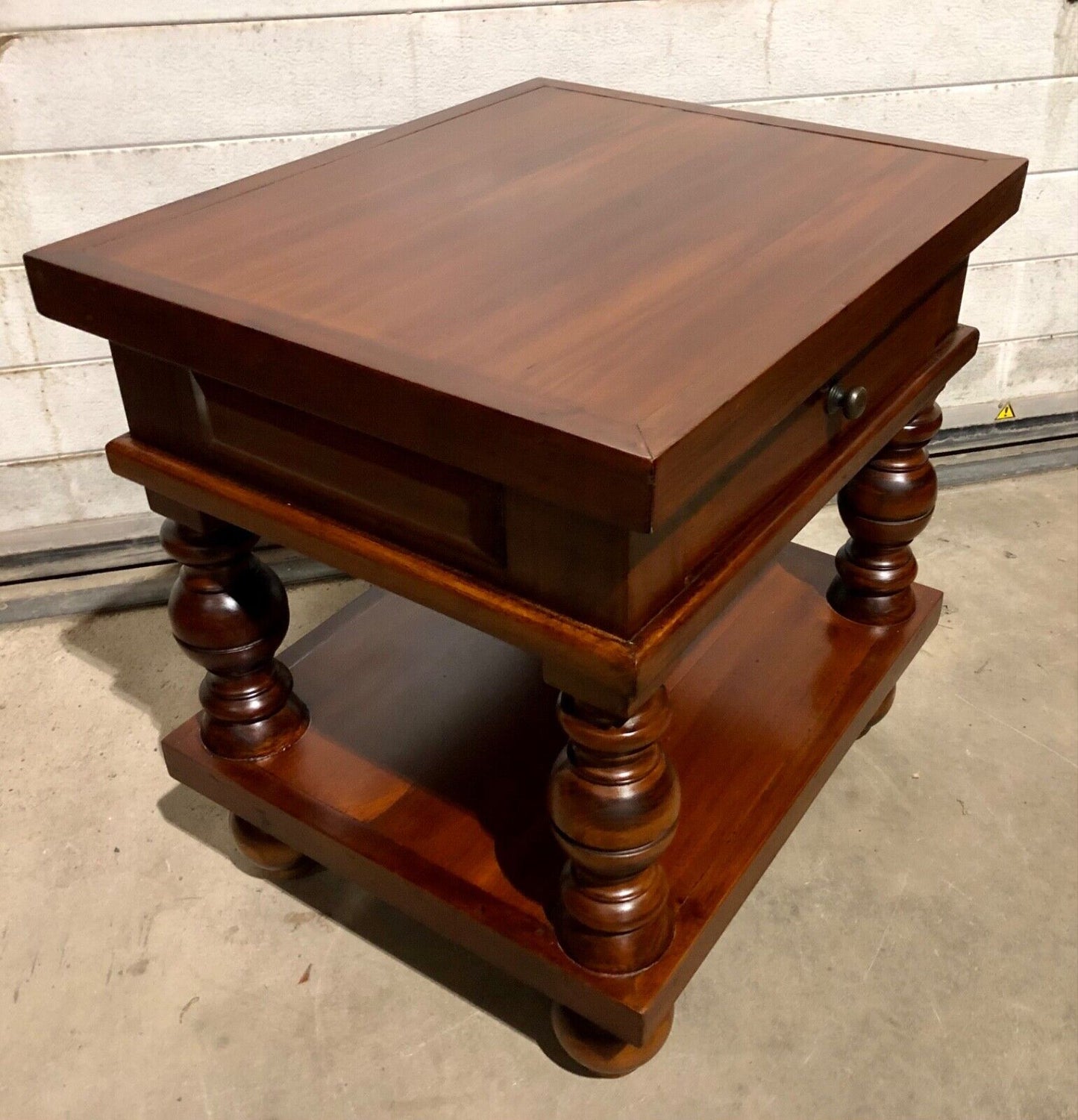 000771....Handsome Pair Of Vintage Bedside Tables / Lamp Tables ( sold )