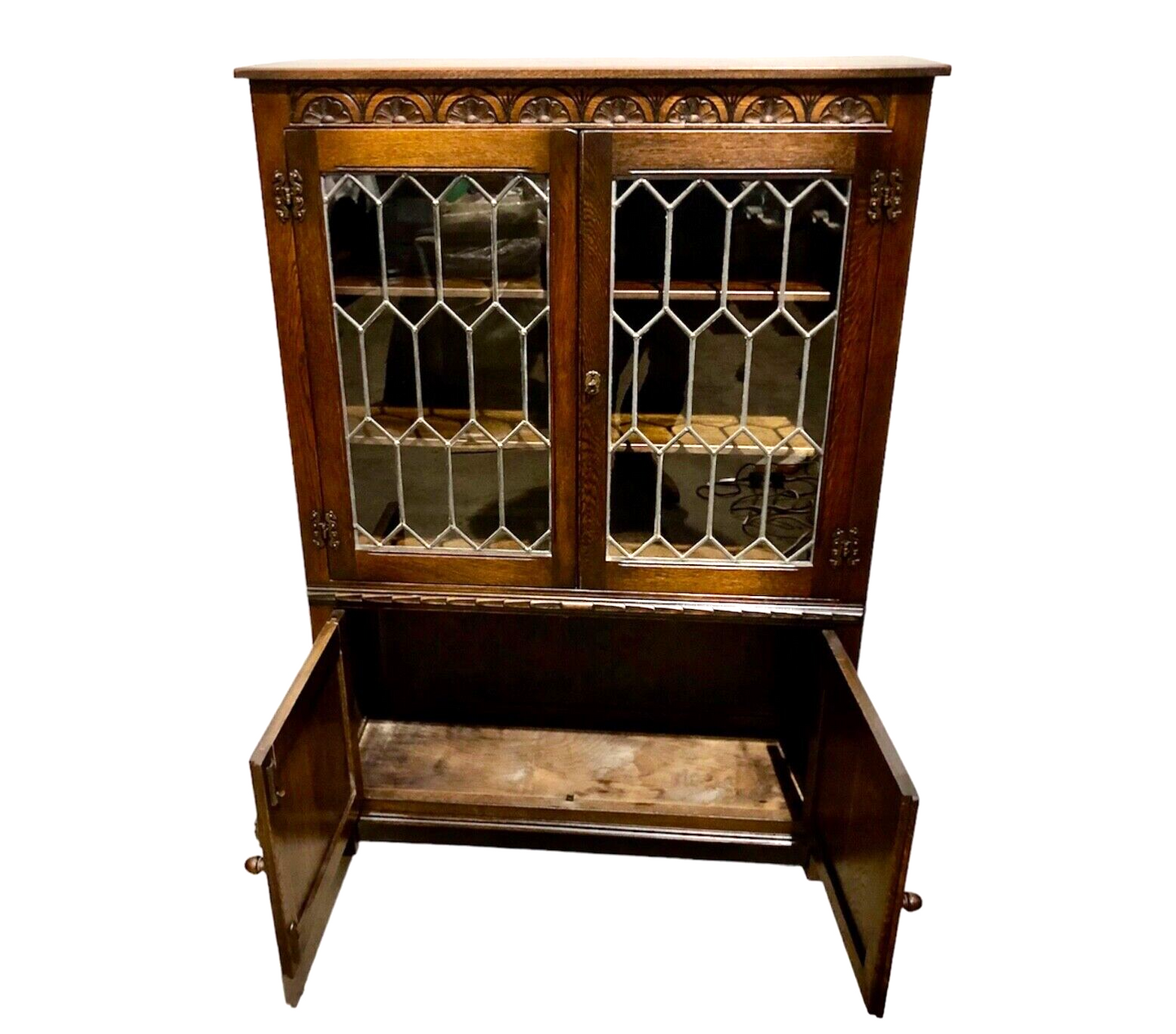 000793....Handsome Vintage Carved Oak Bookcase / Display Cabinet