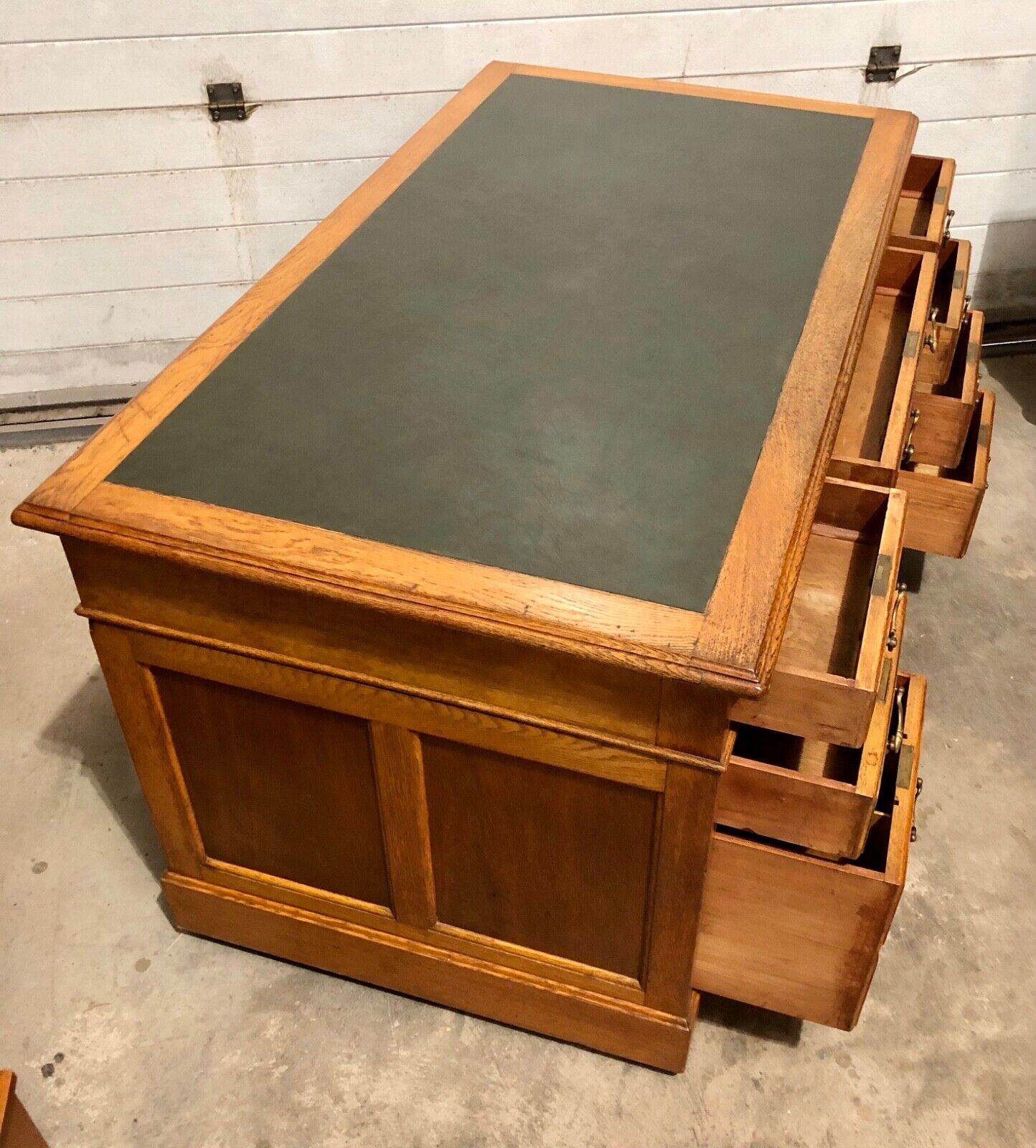 000752....Handsome Vintage Large Oak Pedestal Desk ( sold )