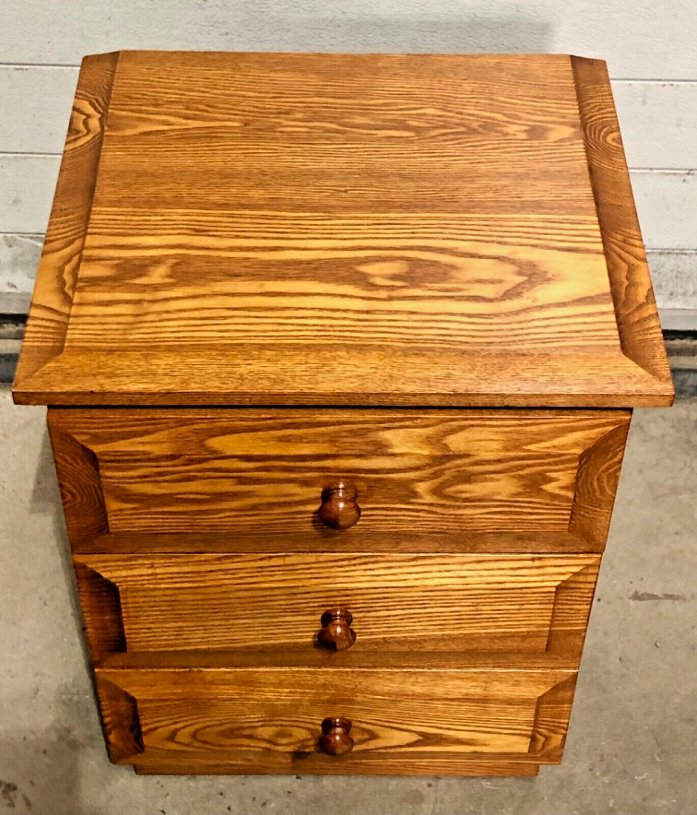 000827....Handsome Pair Of Solid Ash Bedside Chests / Vintage Ash Lamp Tables ( sold )