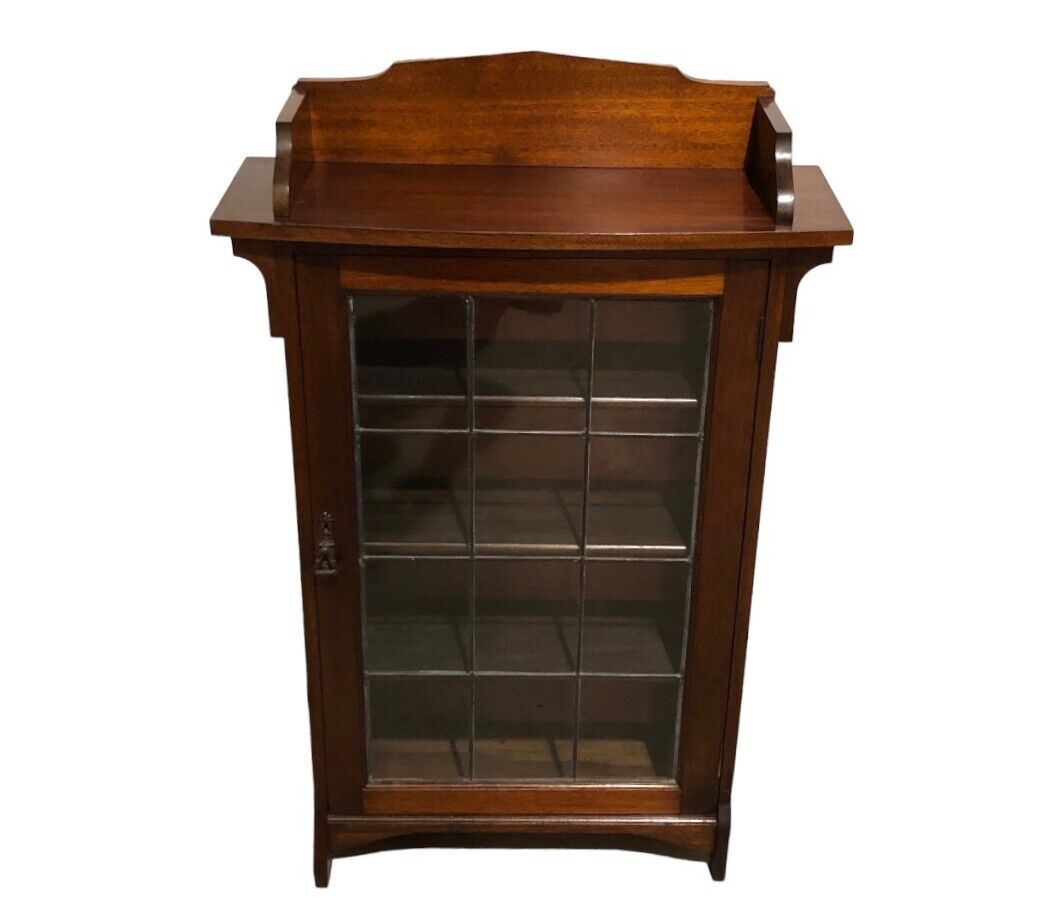 000778....Handsome Vintage Arts And Crafts Mahogany Bookcase / Display Cabinet ( sold )