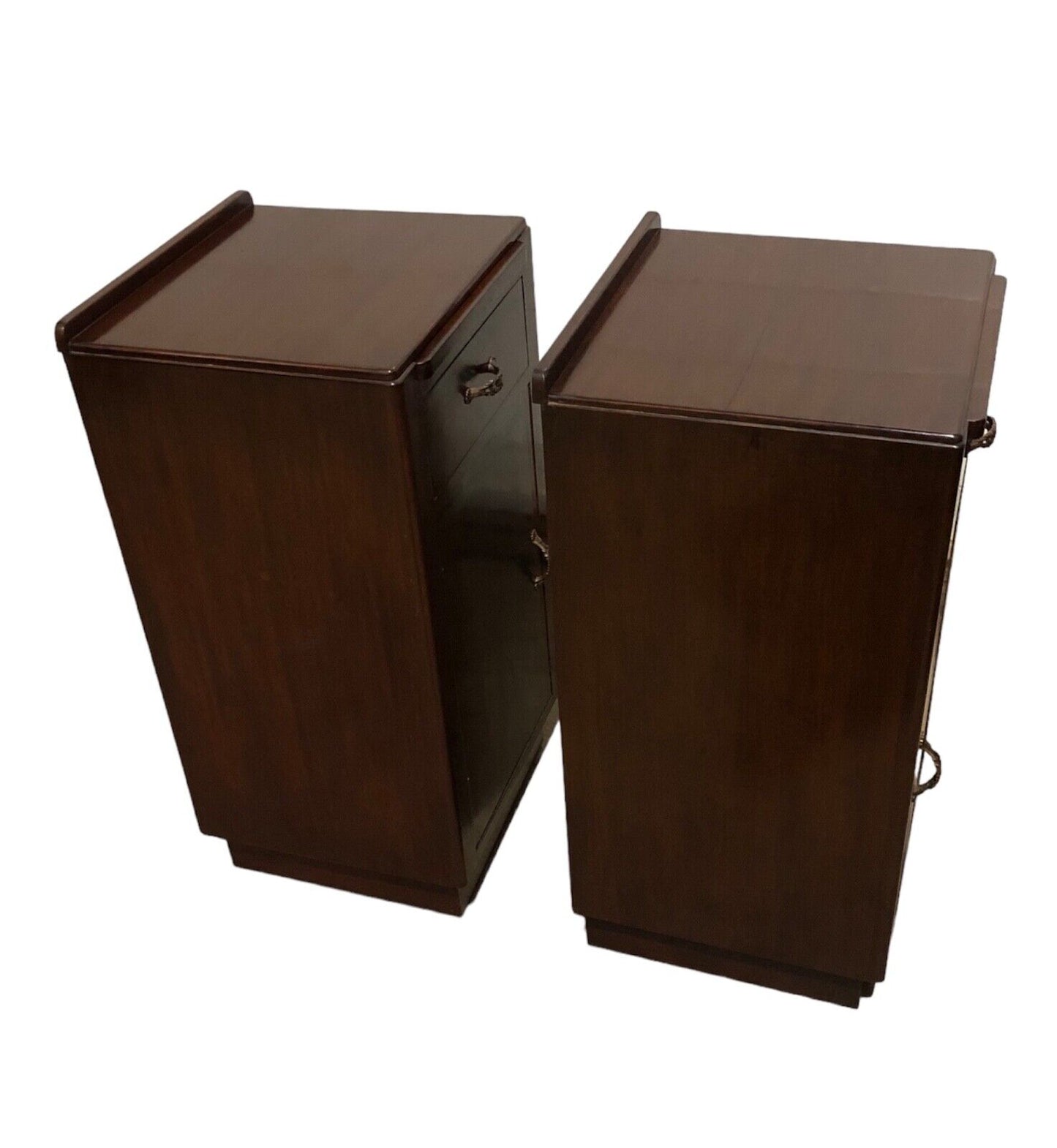 000767....Handsome Pair Of Art Deco Mahogany Bedside Tables / Bedside Cabinets ( sold )