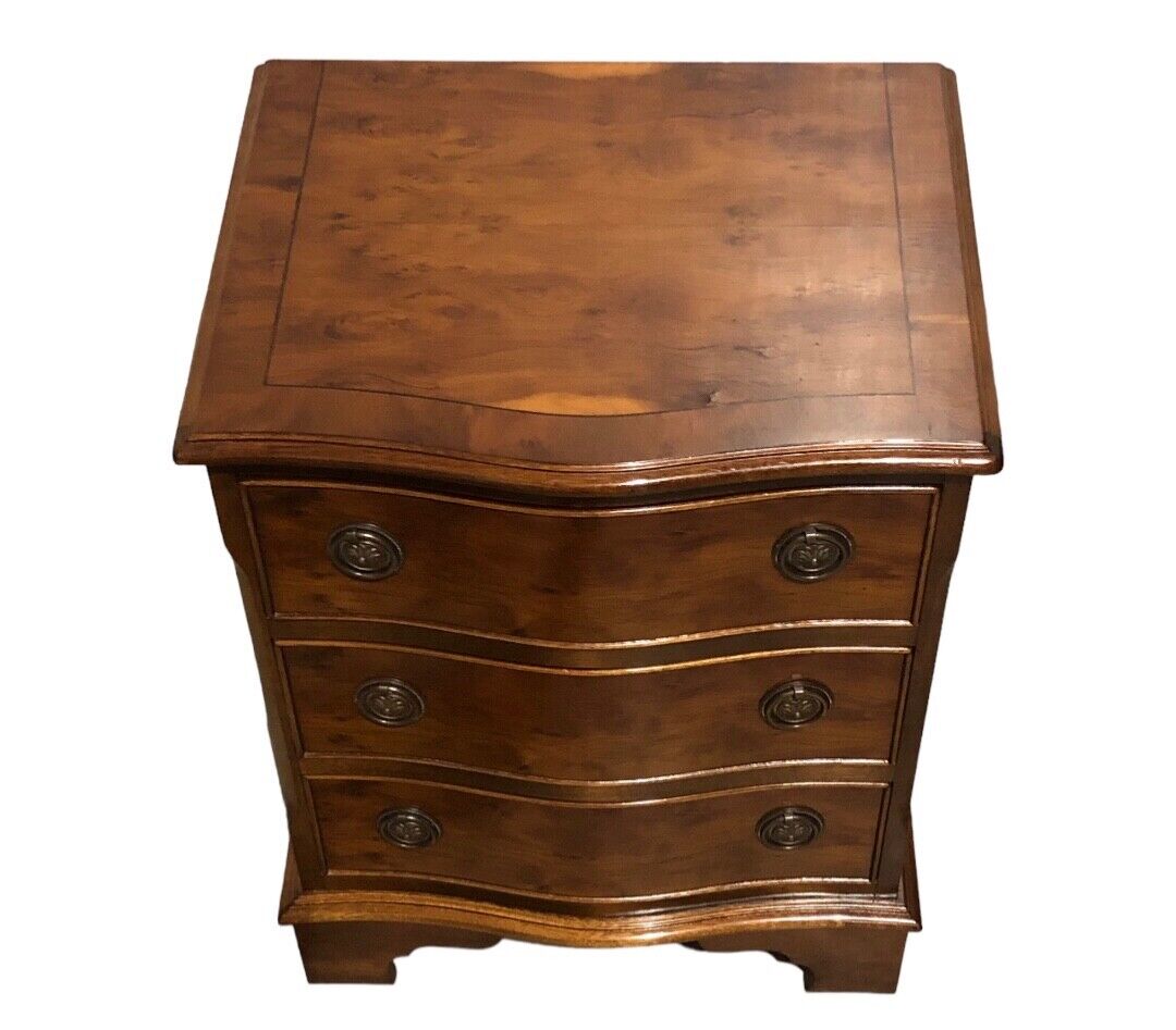 000781.....Handsome Pair Of Vintage Yew Bedside Chests / Bedside Tables( sold )