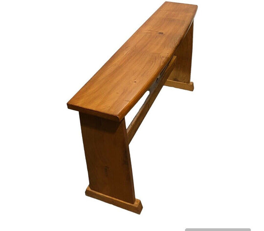 000749....Handsome Vintage Arts And Crafts Style Bench