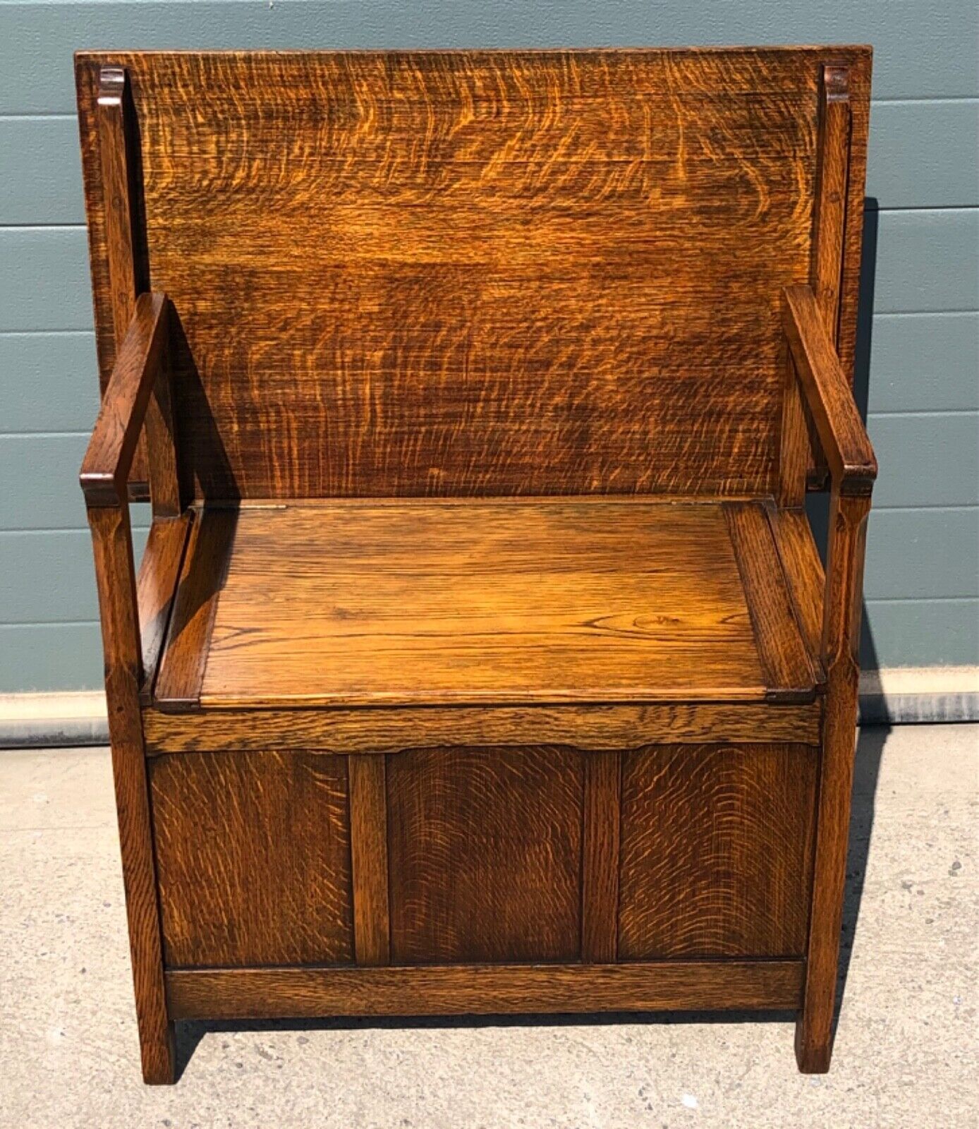 000837....Handsome Small Arts And Crafts Oak Monks Bench / Hall Seat ( sold )
