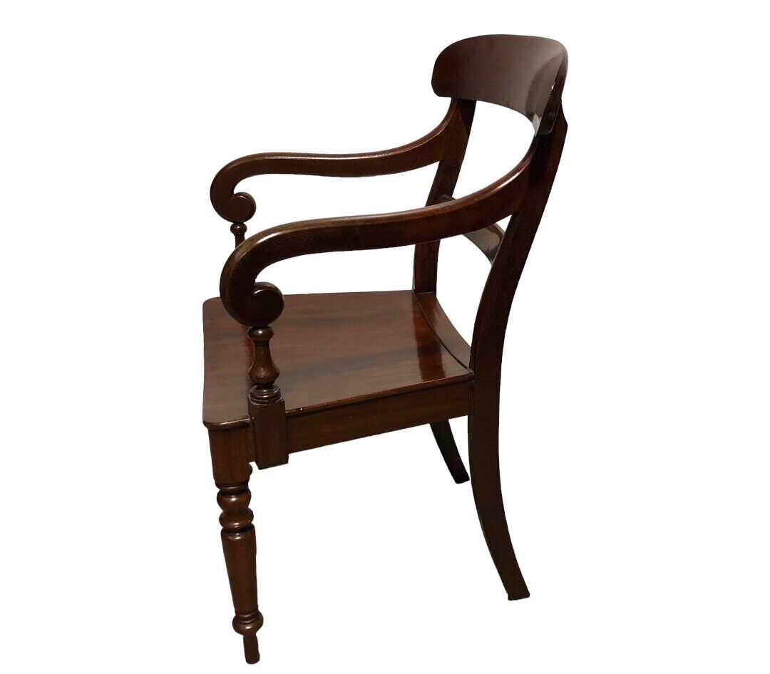 000761....Handsome Antique Regency Mahogany Carver Armchair