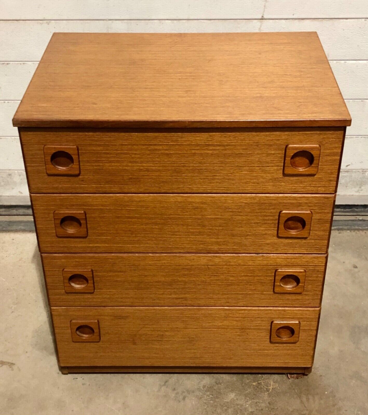 Retro Teak Chest Of Drawers/ Schreiber Chest
