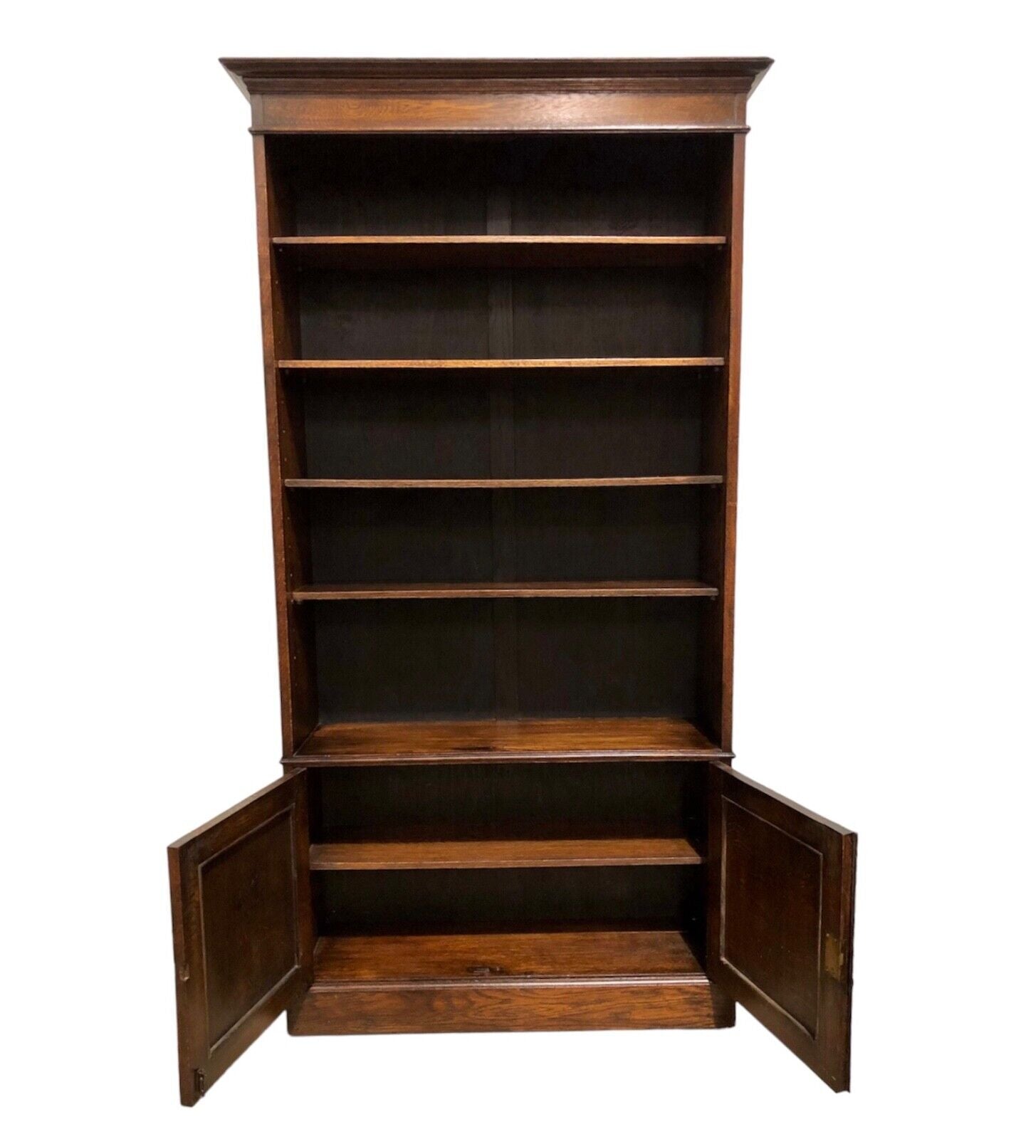 000755....Handsome Vintage Oak Bookcase / Bookshelves ( sold )