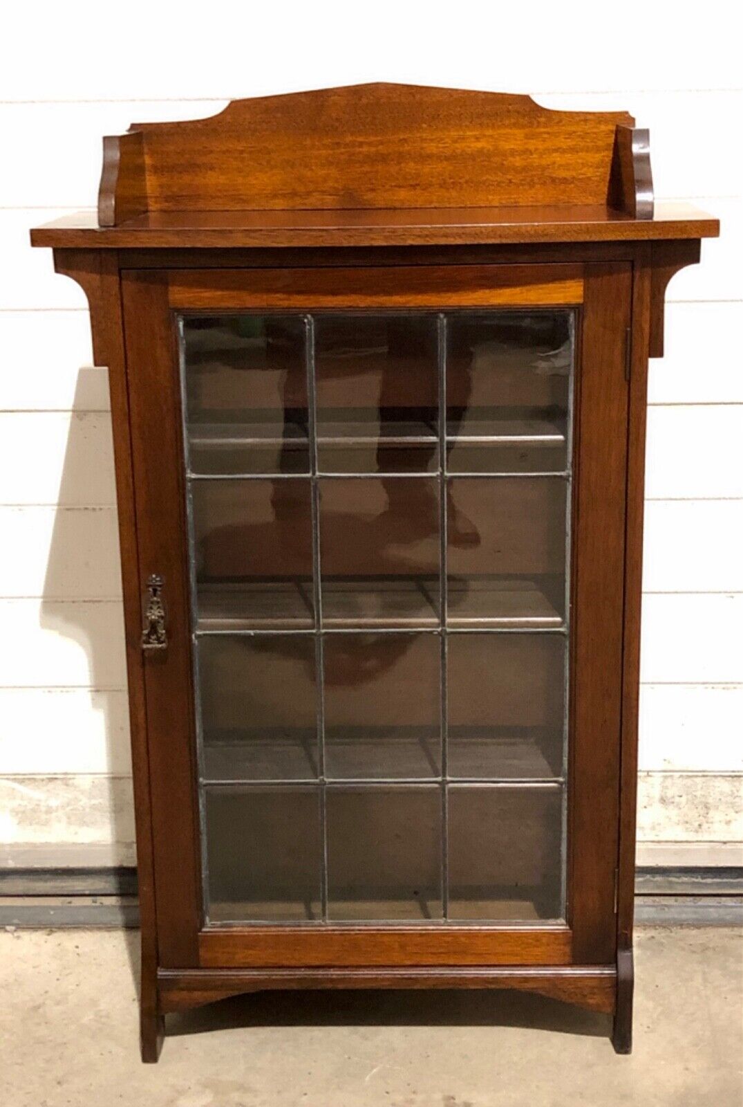 000778....Handsome Vintage Arts And Crafts Mahogany Bookcase / Display Cabinet ( sold )