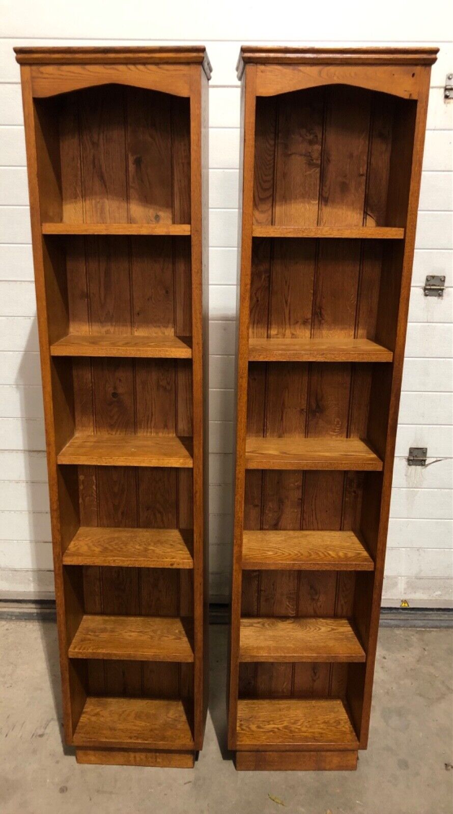 000789....Handsome Pair Of Vintage Solid Oak Bookcases