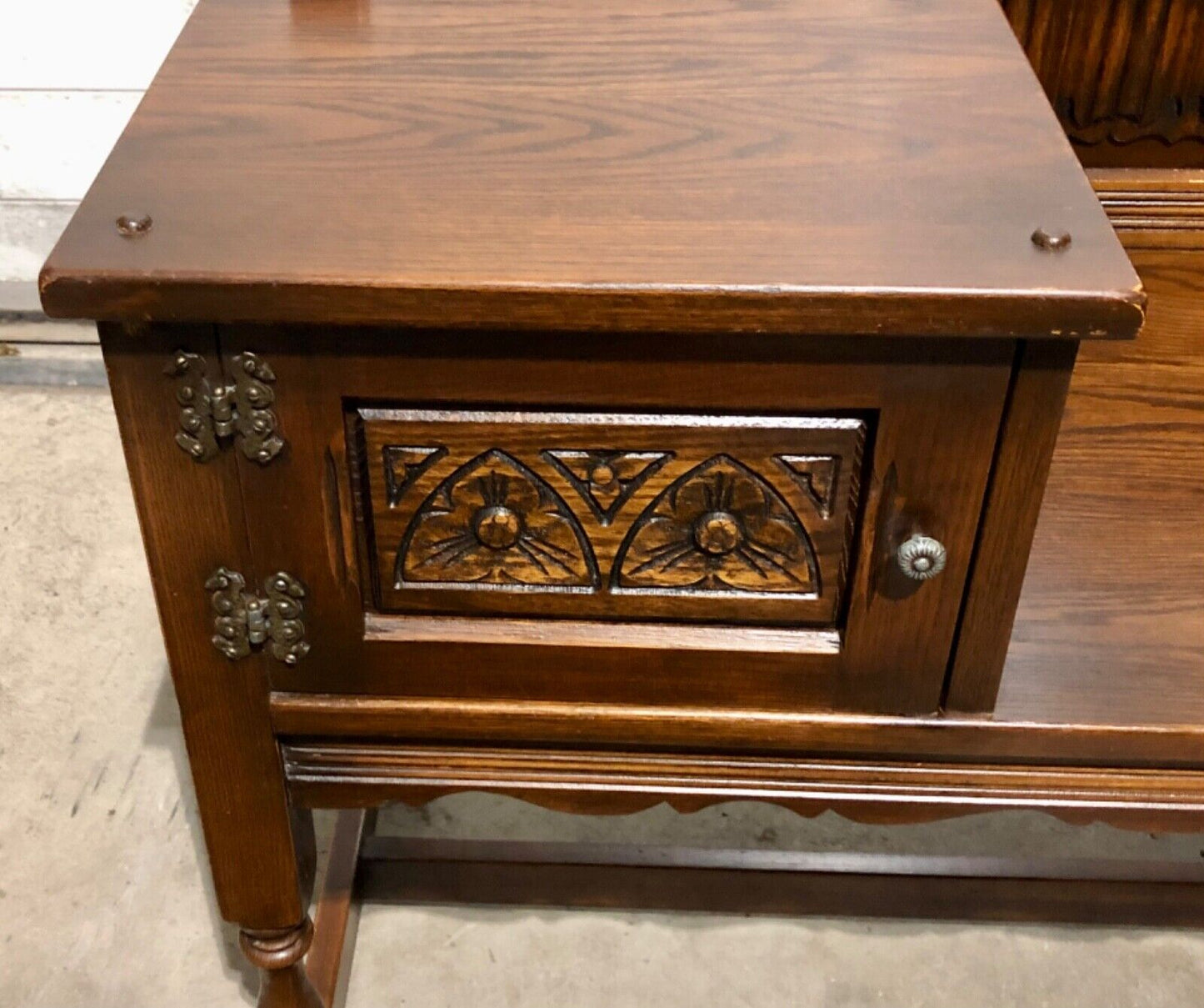 000788....Handsome Carved Oak Hall Seat / Old Charm Telephone Table ( sold )