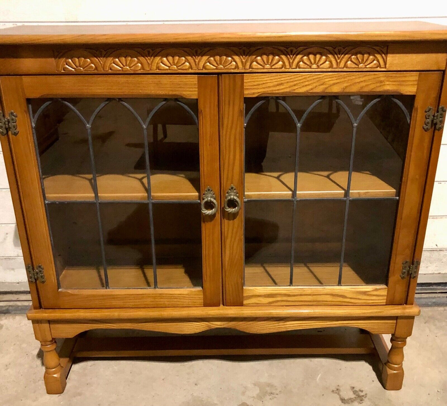 000779....Handsome Vintage Oak Bookcase / Display Cabinet ( sold )