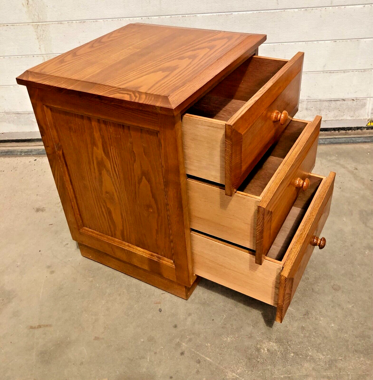 000827....Handsome Pair Of Solid Ash Bedside Chests / Vintage Ash Lamp Tables ( sold )