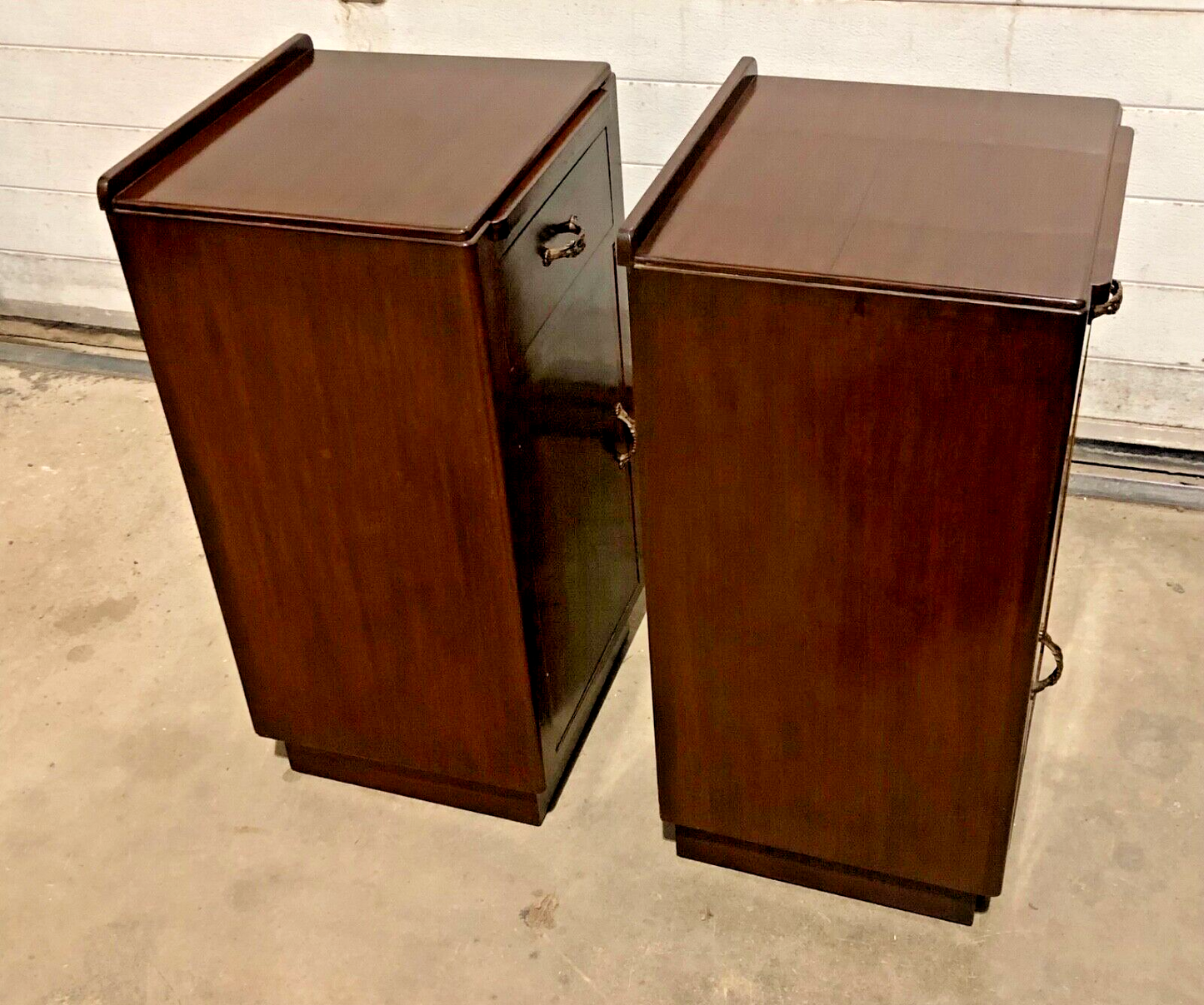 000767....Handsome Pair Of Art Deco Mahogany Bedside Tables / Bedside Cabinets ( sold )