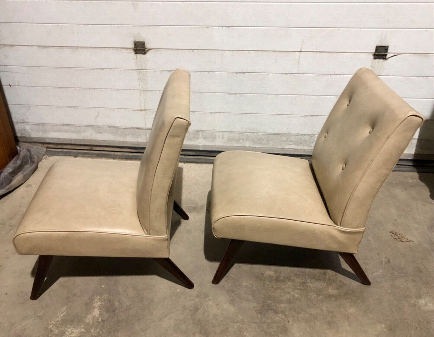 000780....Pair Of Retro Occasional Chairs / Accent Chairs